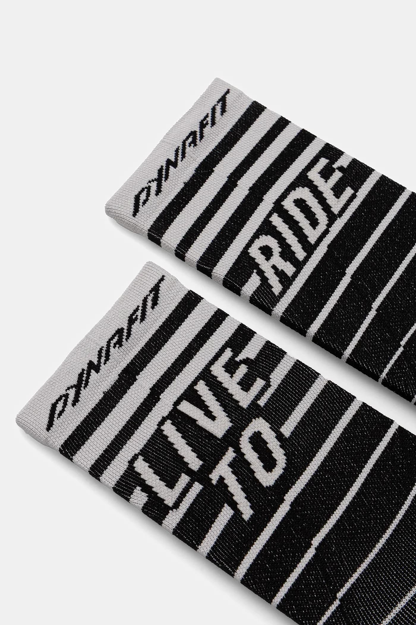 Носки «Живи, чтобы ездить» - фото 2