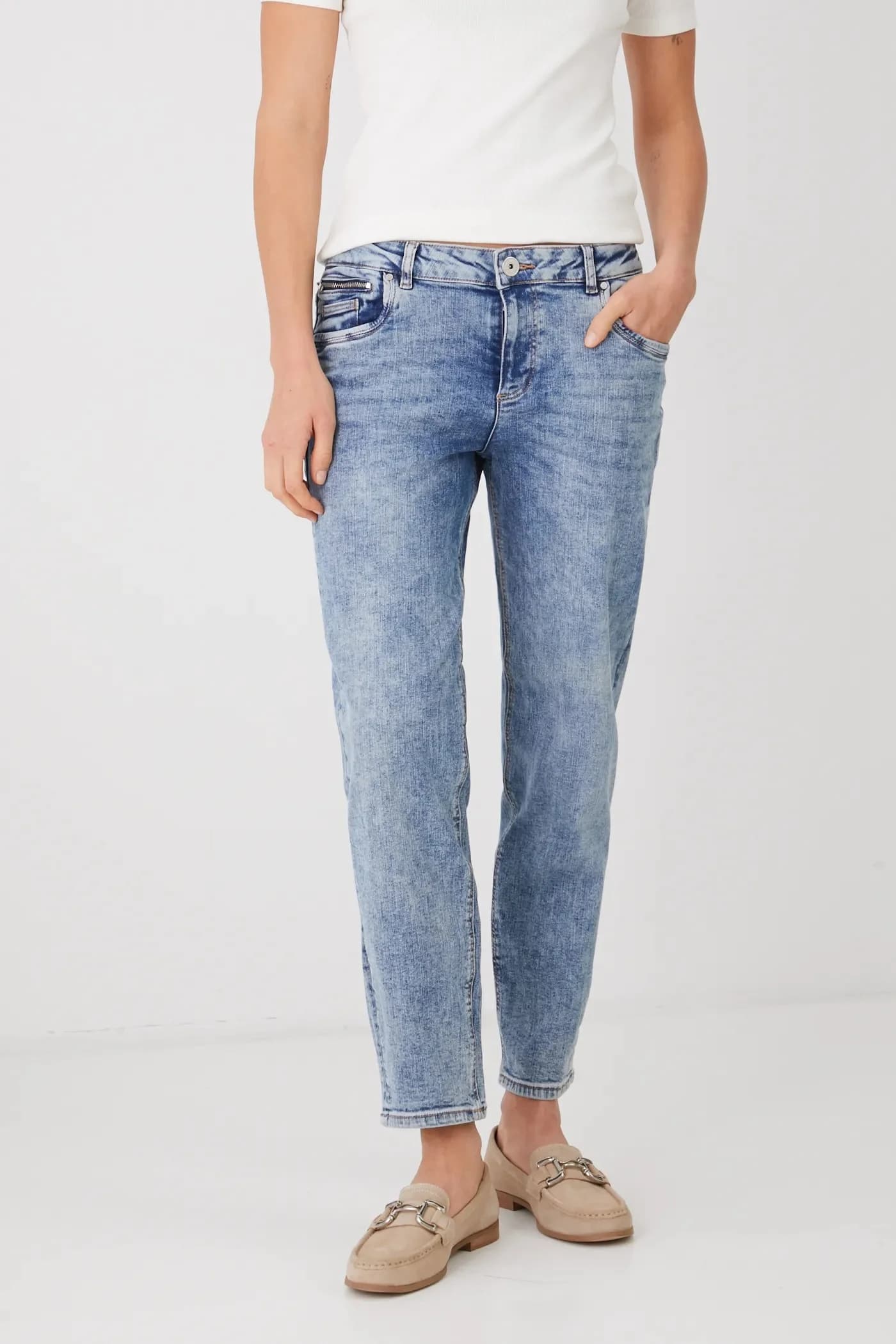 Джинсы - фото 2