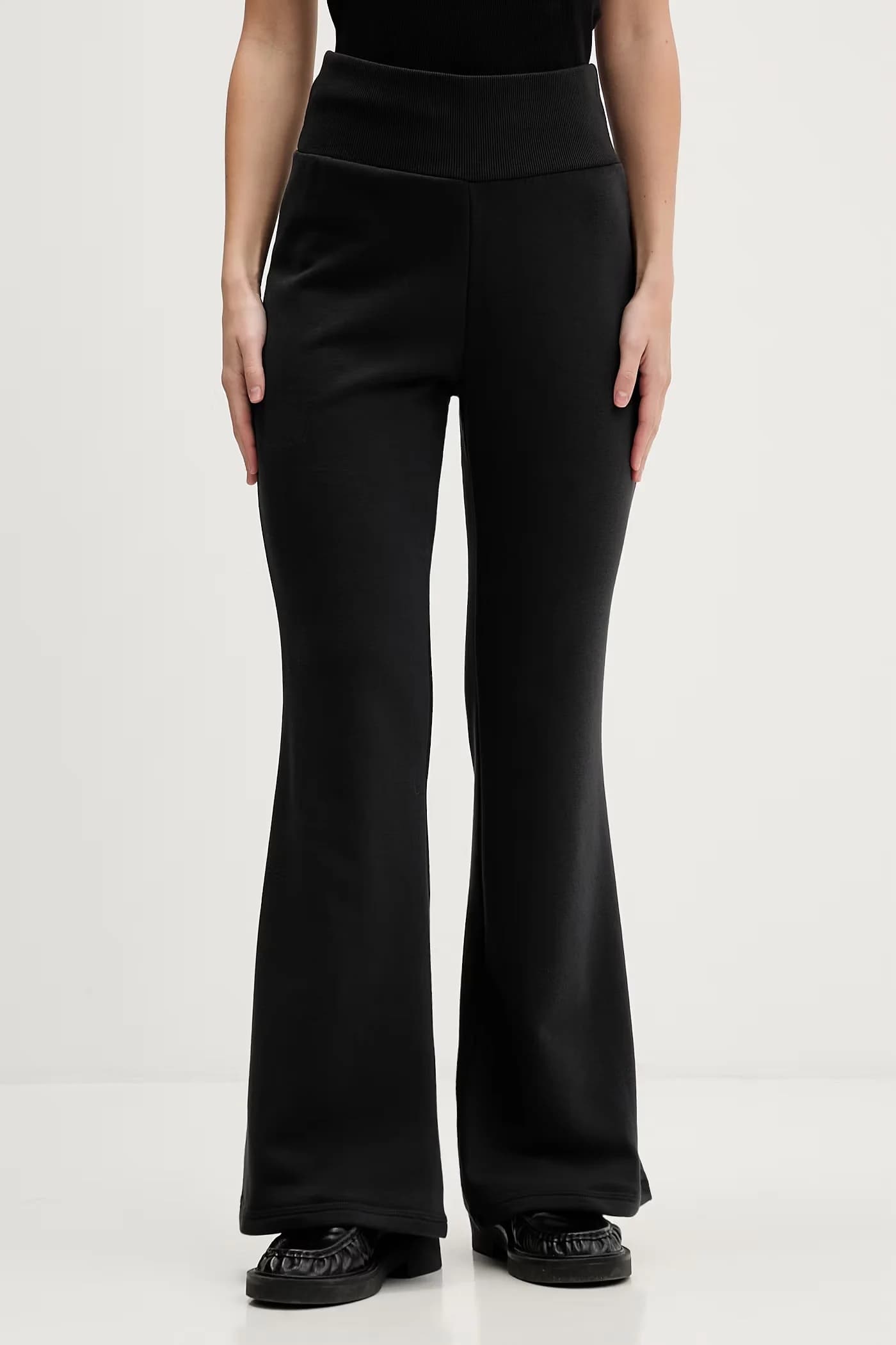 Спортивные брюки Seasonal Essentials