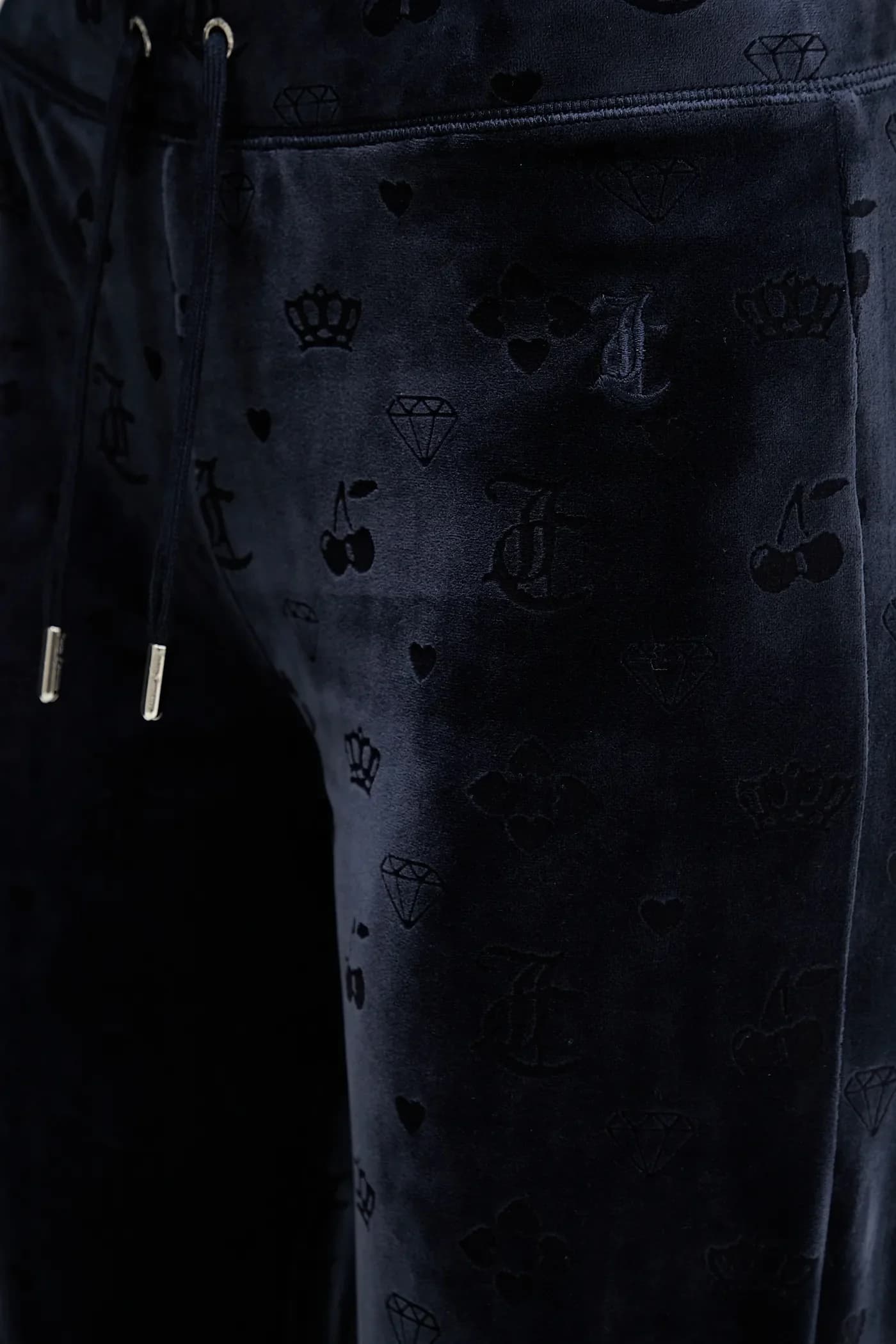 Велюровые спортивные брюки с монограммой Lisa - фото 4