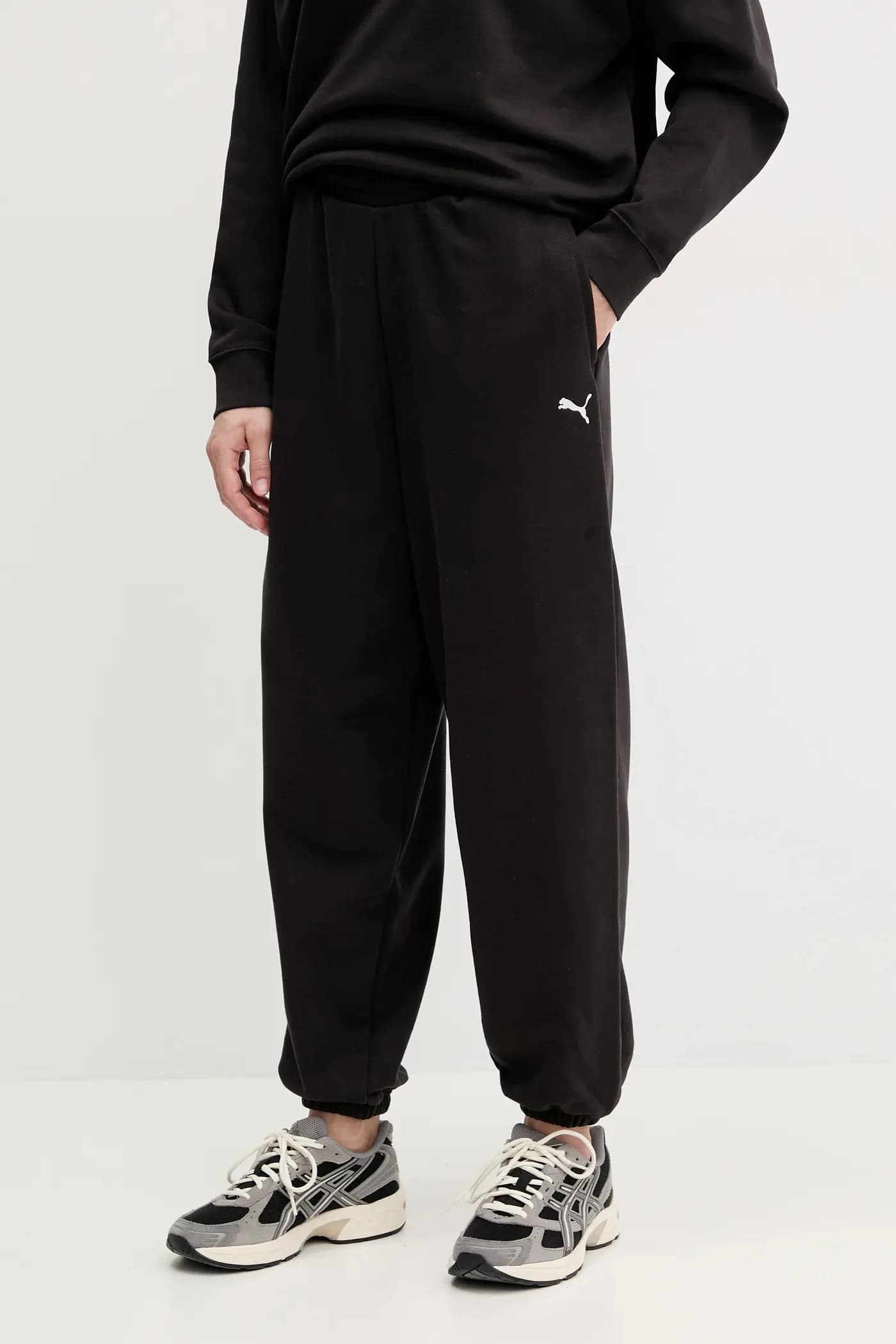 Спортивные штаны