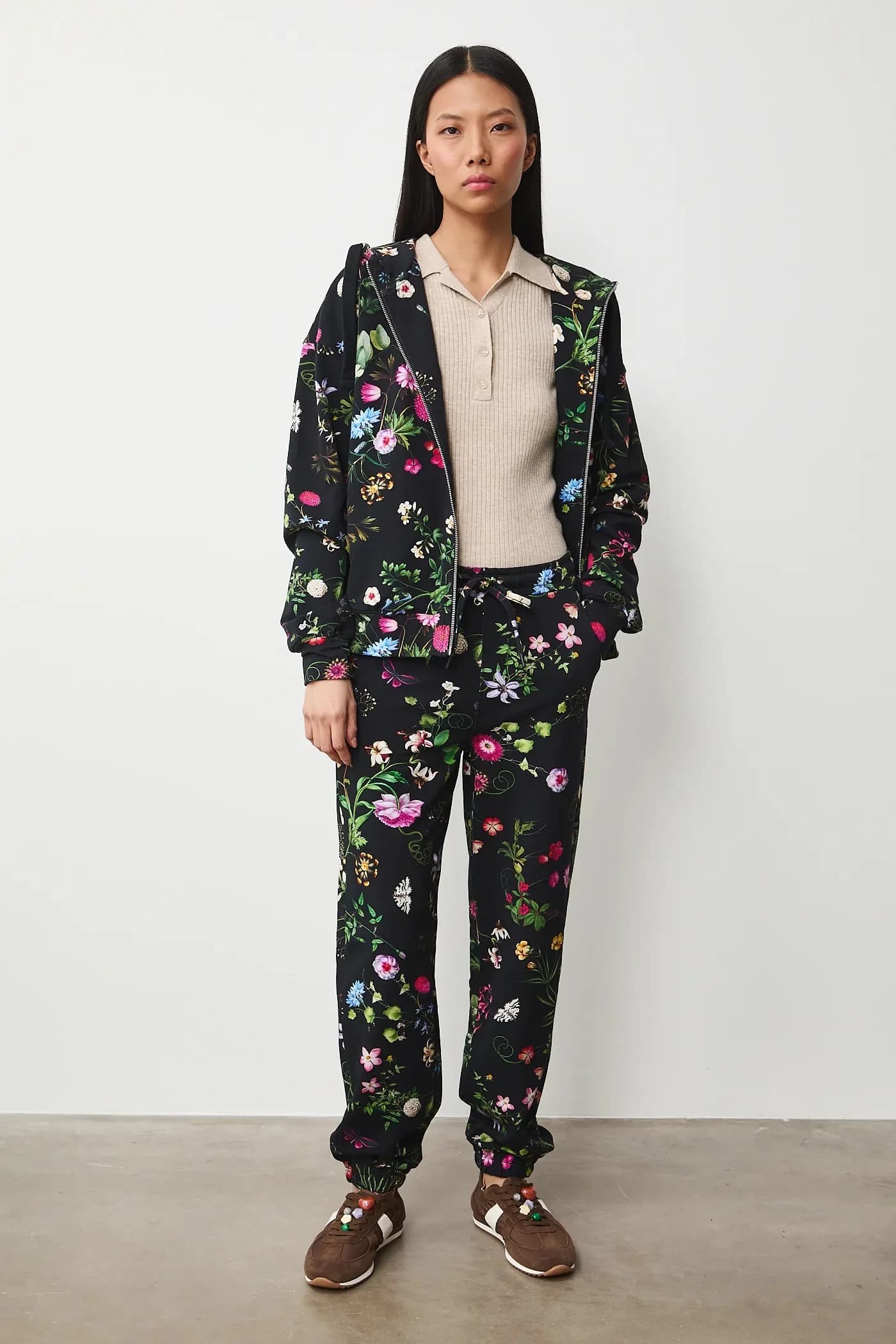 Спортивные штаны