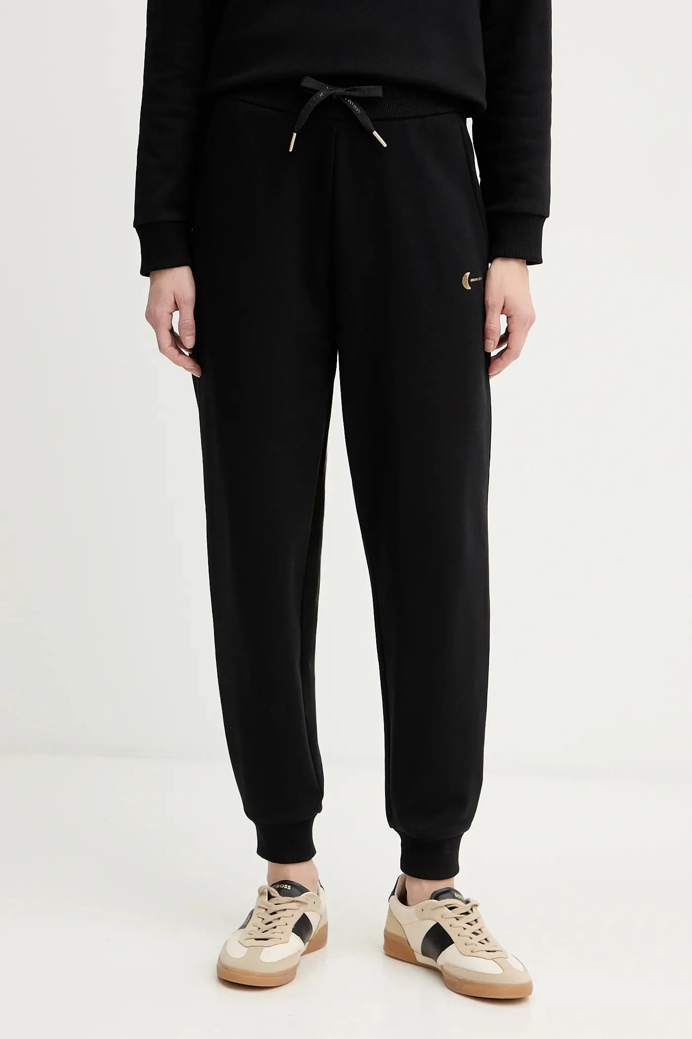 Спортивные штаны