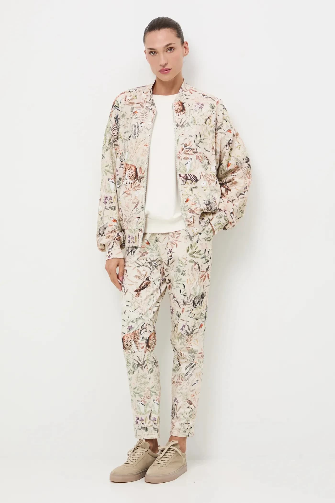 Спортивные штаны