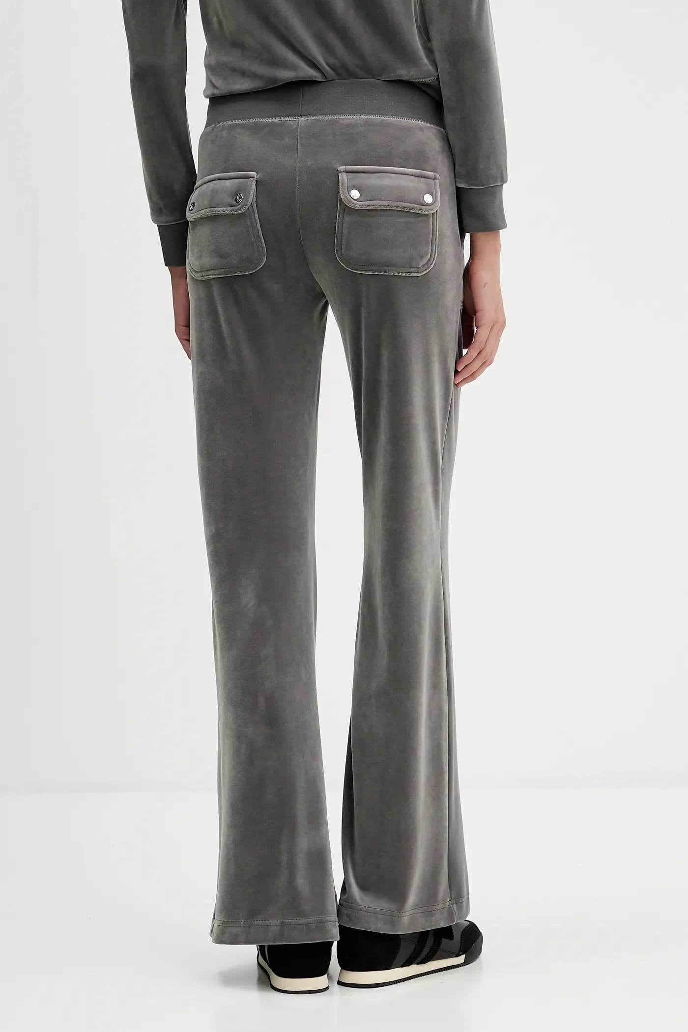 спортивные штаны Лейлы - фото 3