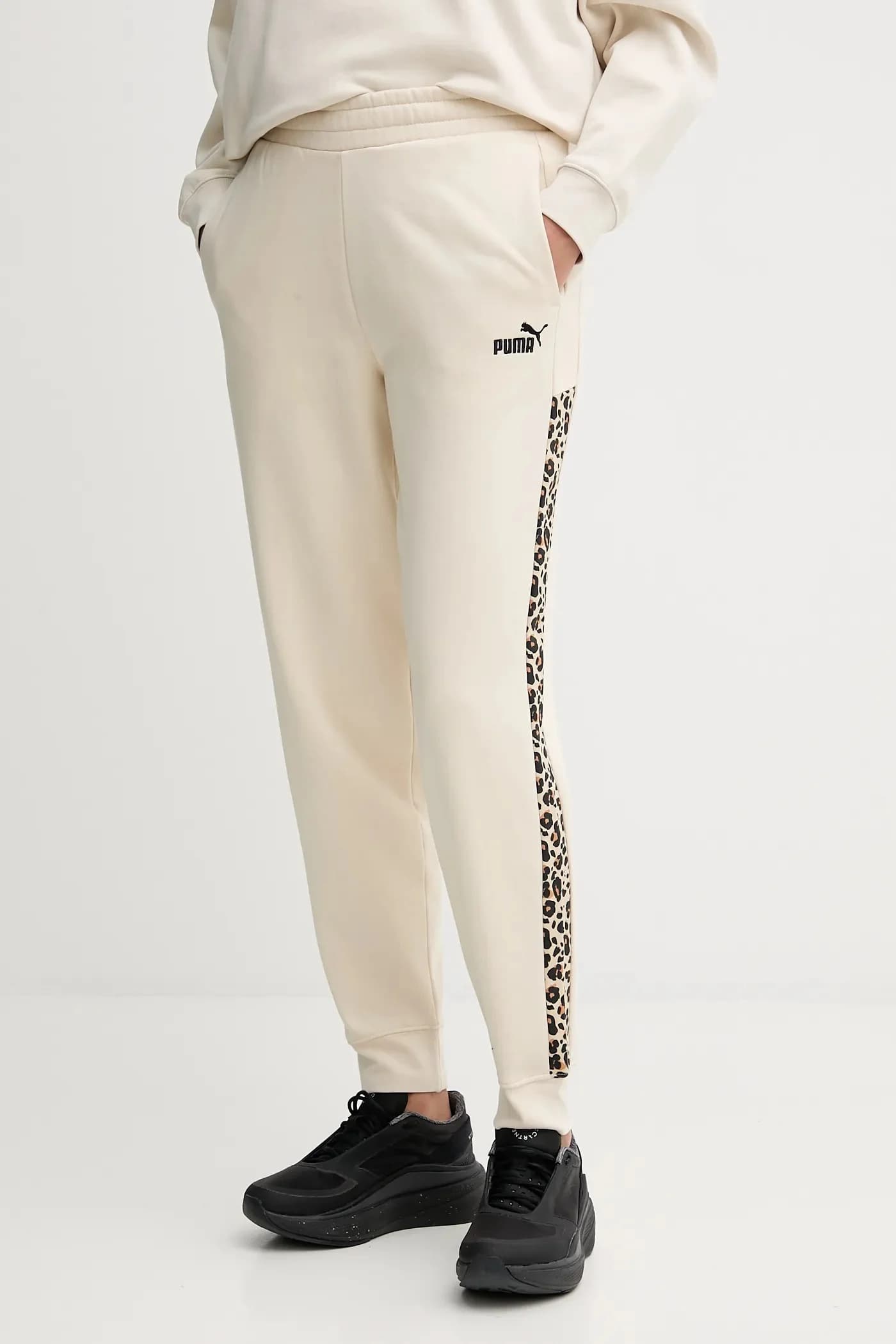 Спортивные штаны