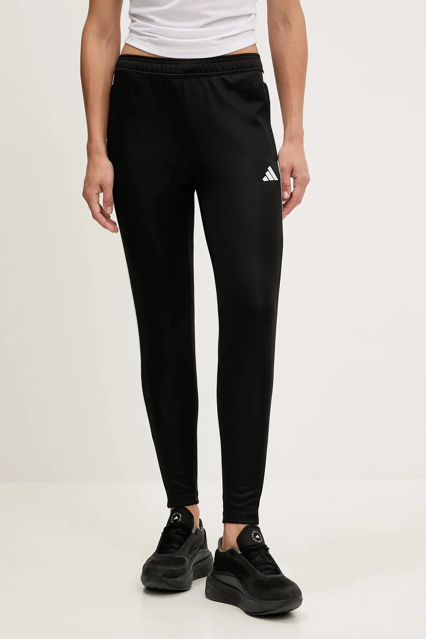 Спортивные брюки Tiro Essentials