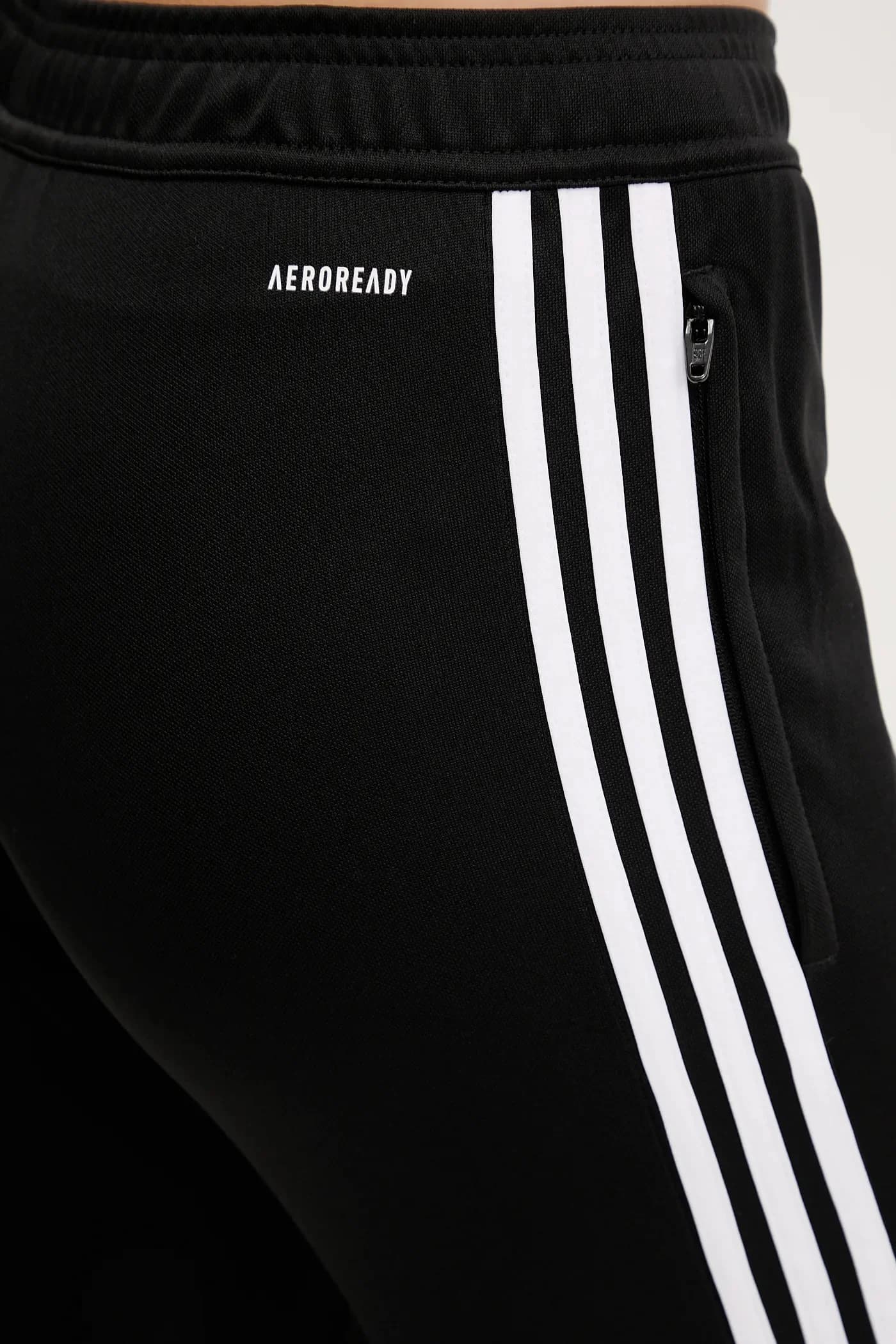 Спортивные брюки Tiro Essentials - фото 4