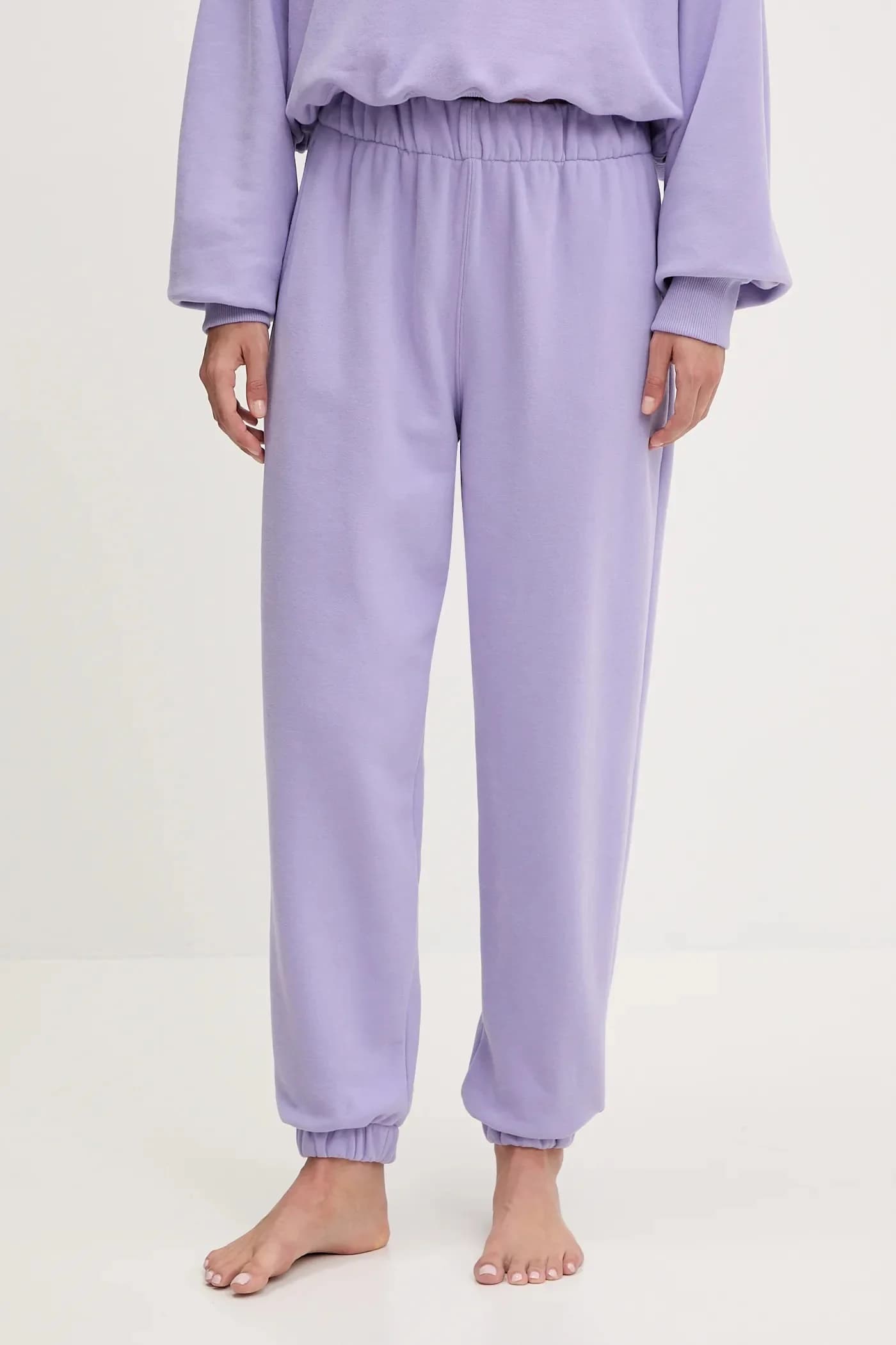 Добрые спортивные штаны