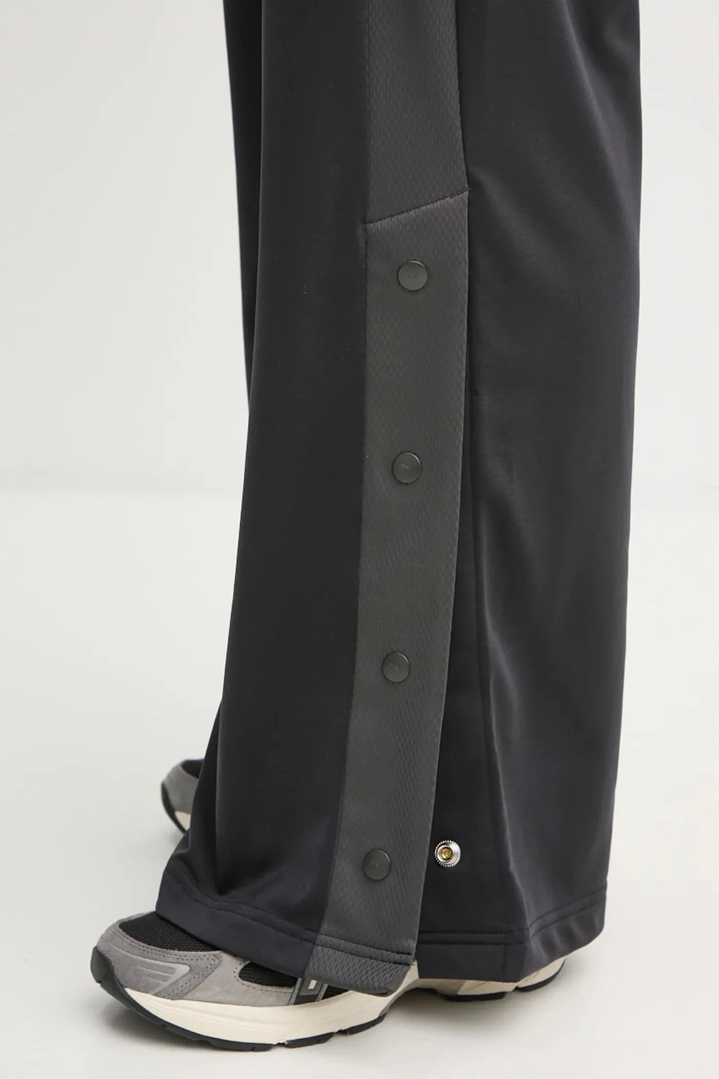 Спортивные штаны - фото 4