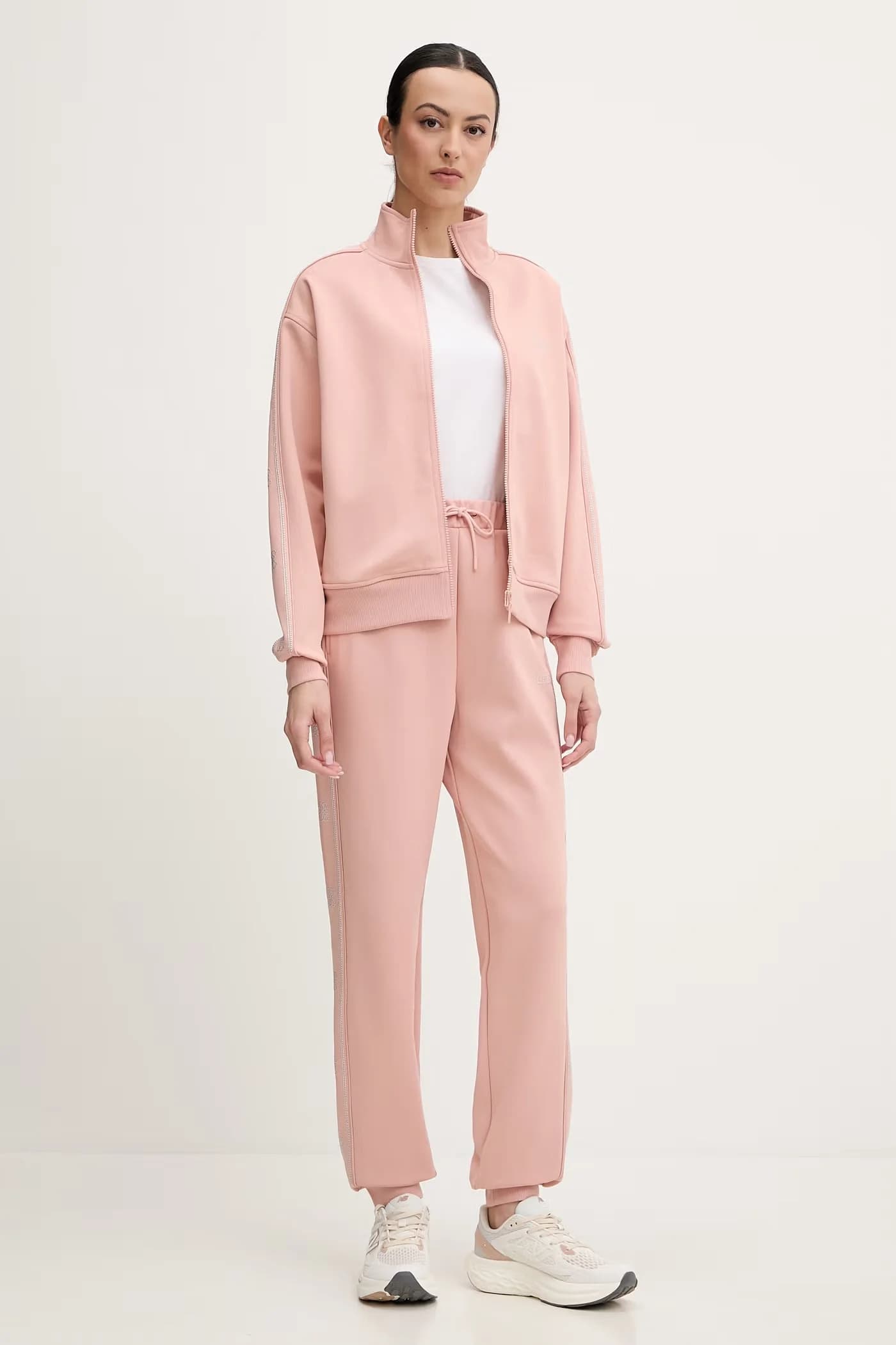 Спортивные брюки ОКТАВИЯ - фото 2