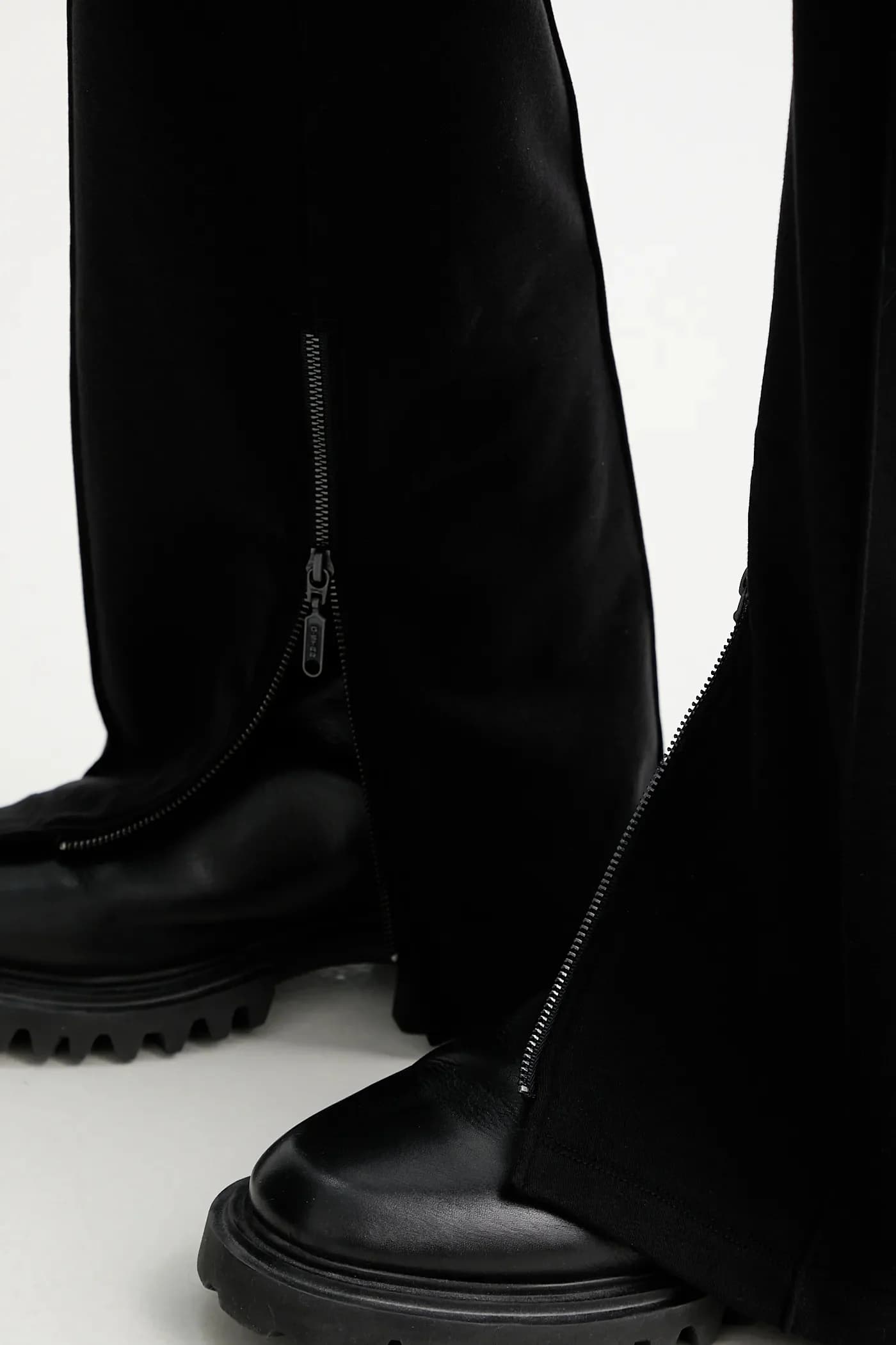 Байкерские спортивные брюки на молнии - фото 4