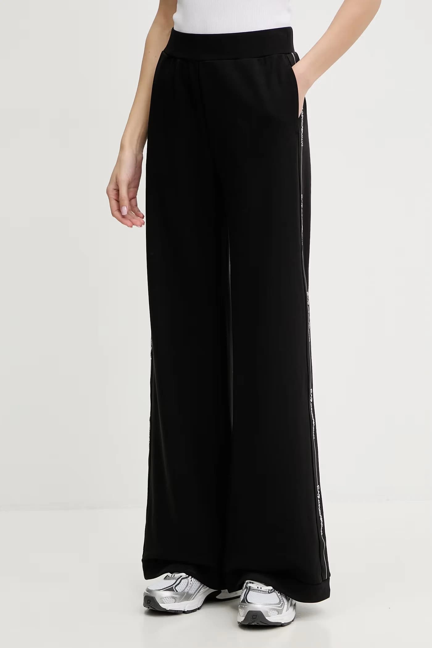 Спортивные штаны