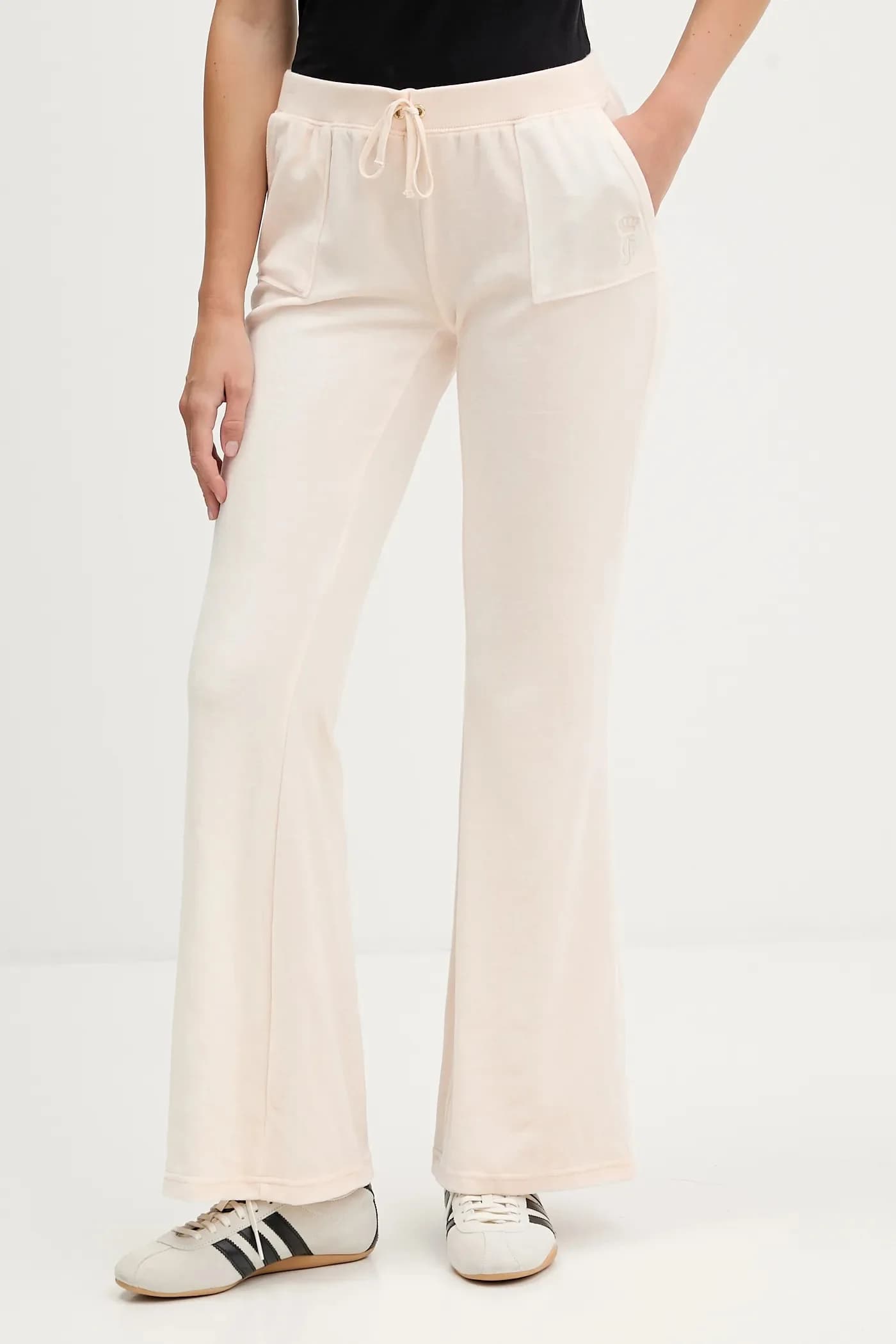 Велюровые спортивные штаны CAISA LOW RISE PANT