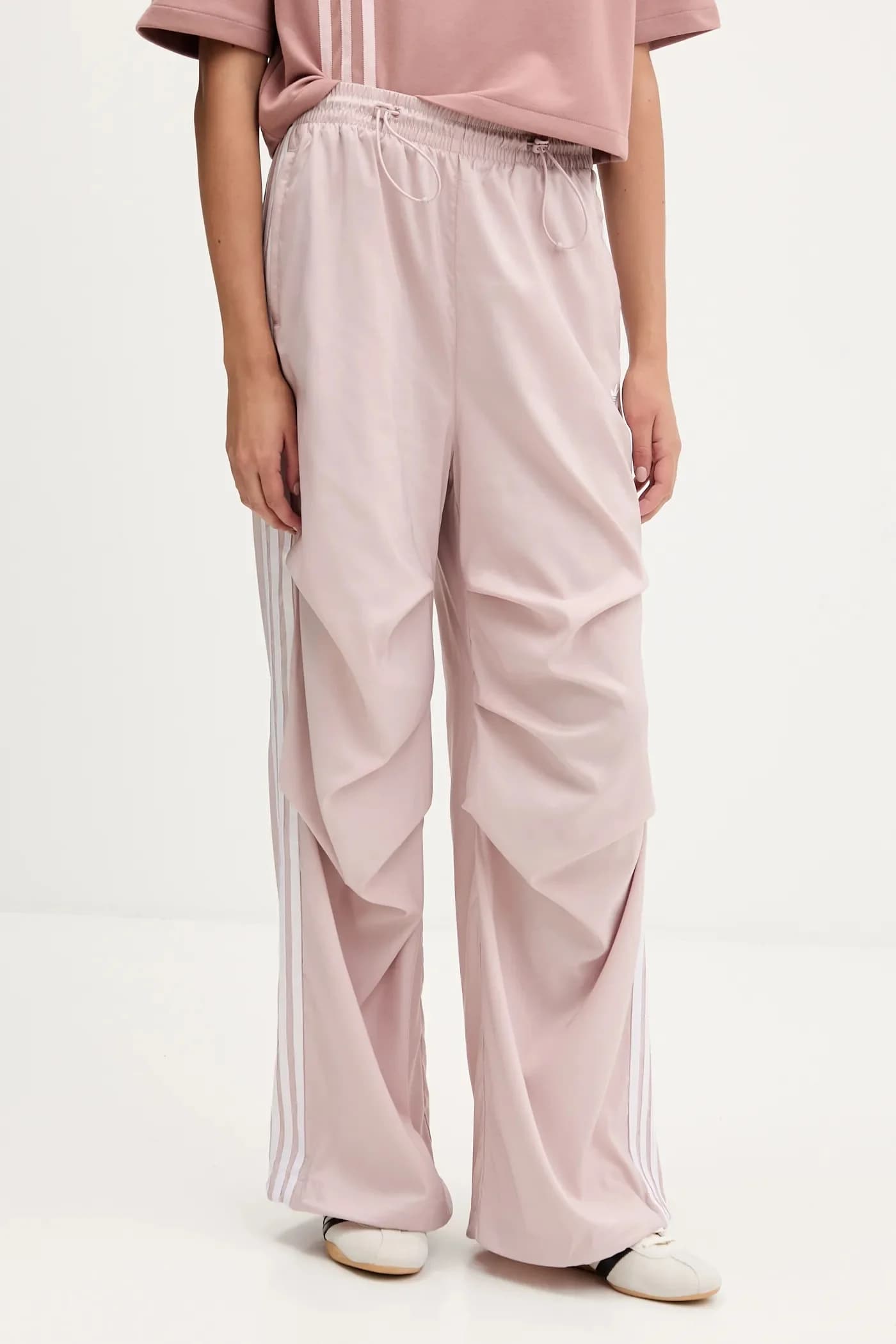 Спортивные брюки