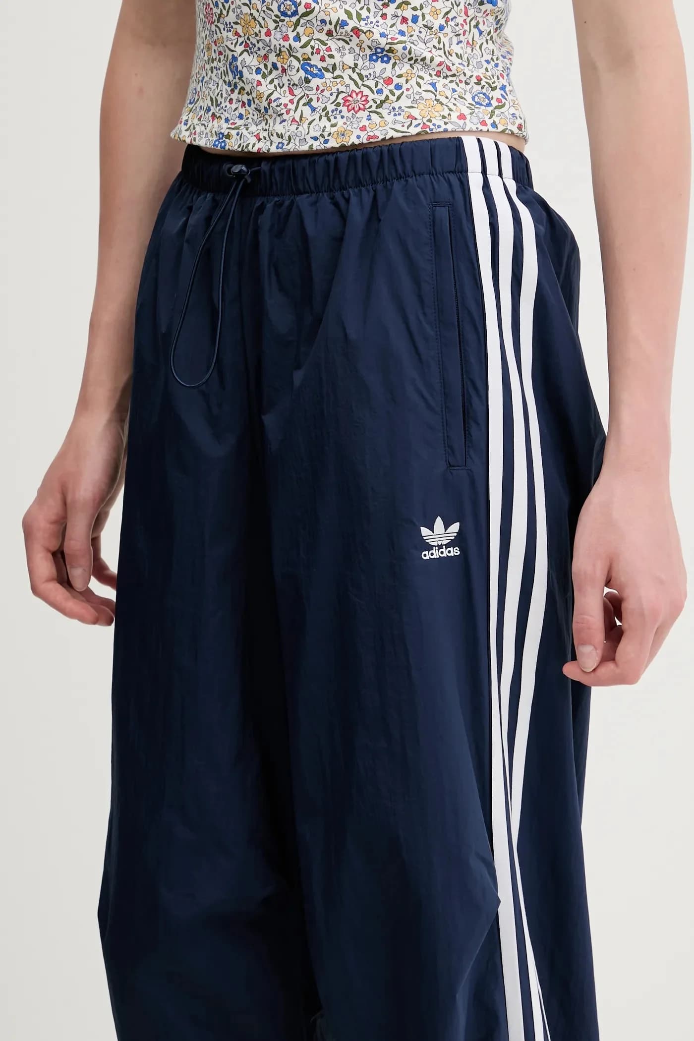 Спортивные брюки с 3 полосками - фото 4