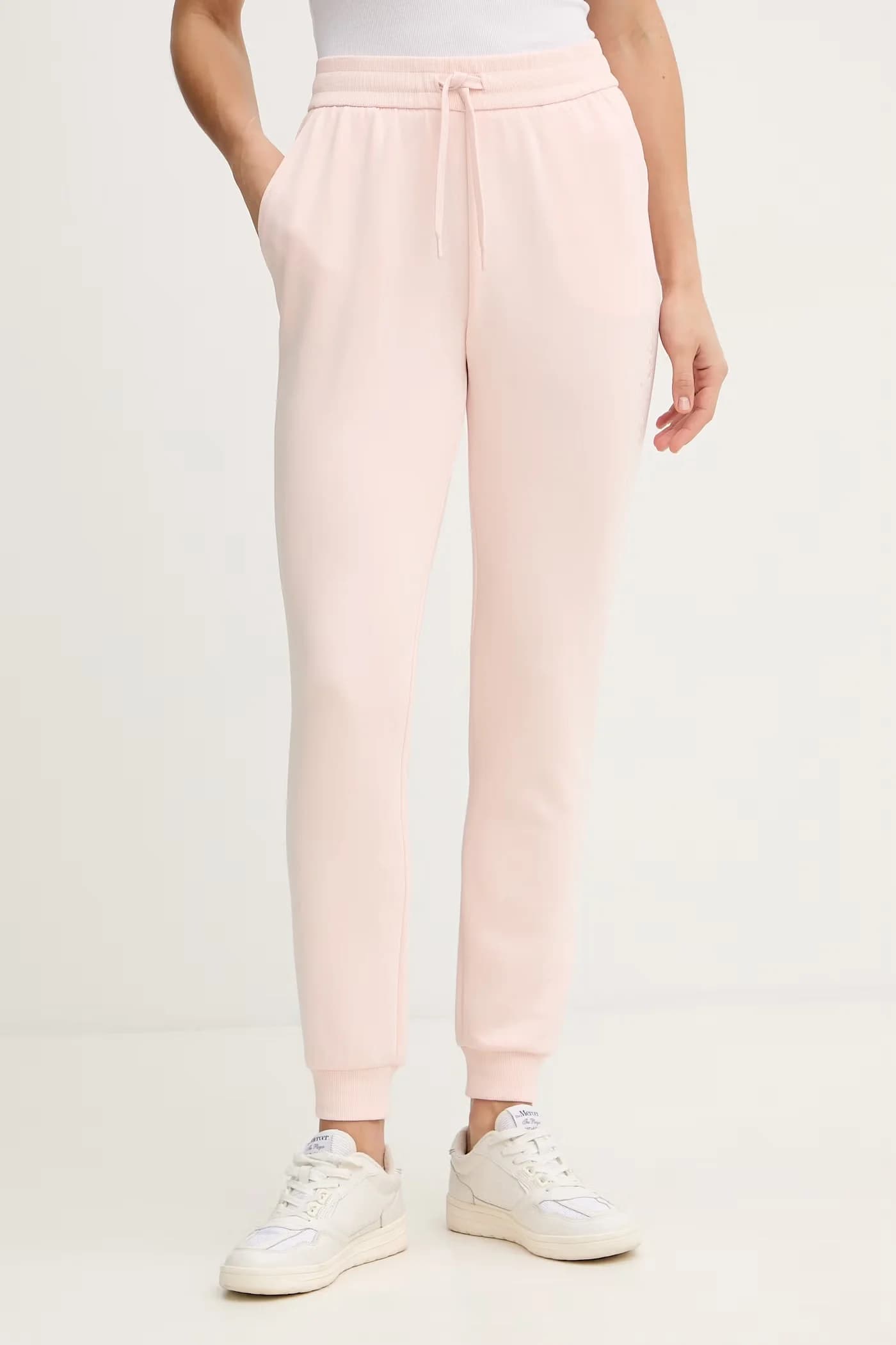 Спортивные штаны