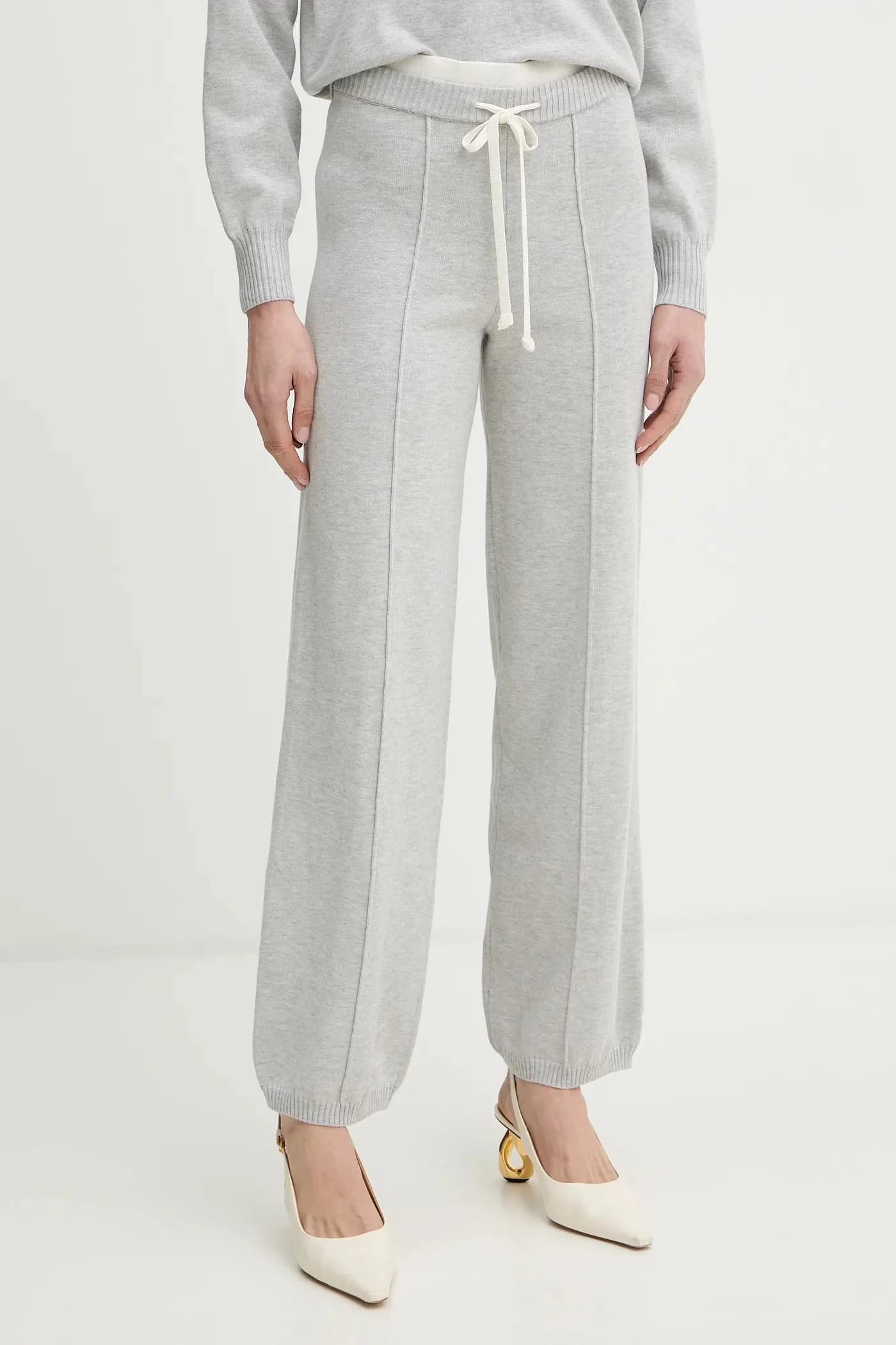 Спортивные штаны