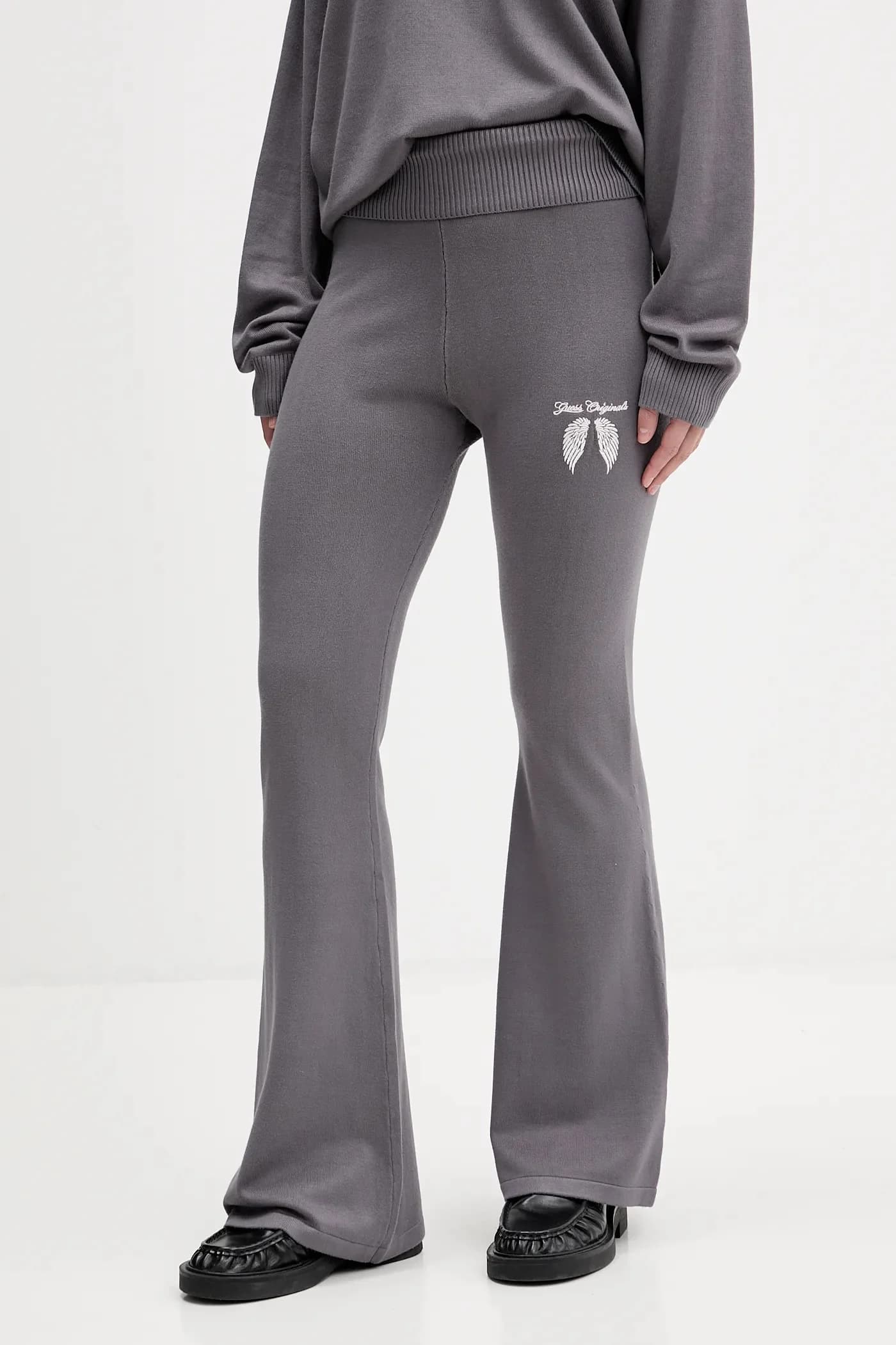 Спортивные штаны