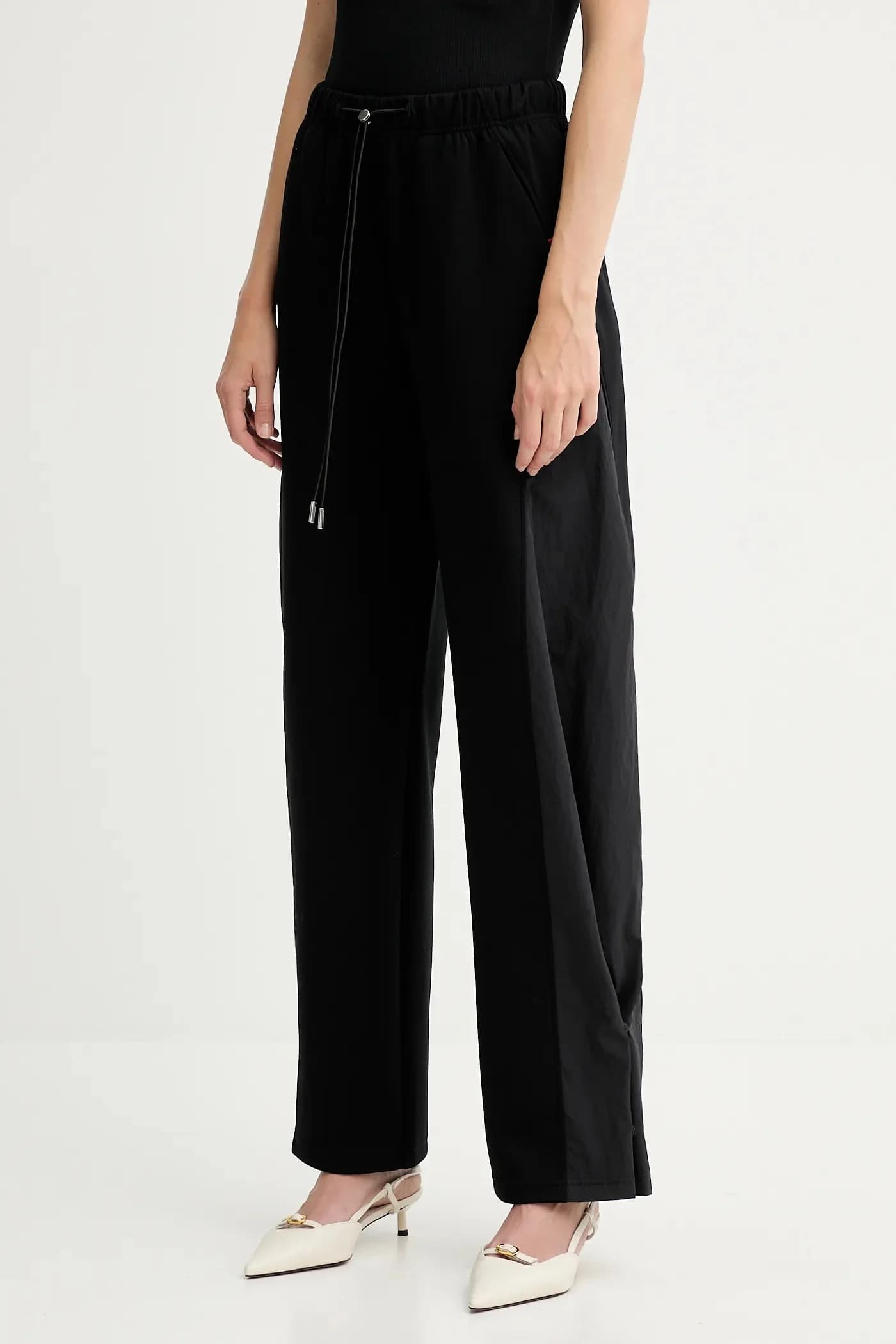 Спортивные штаны