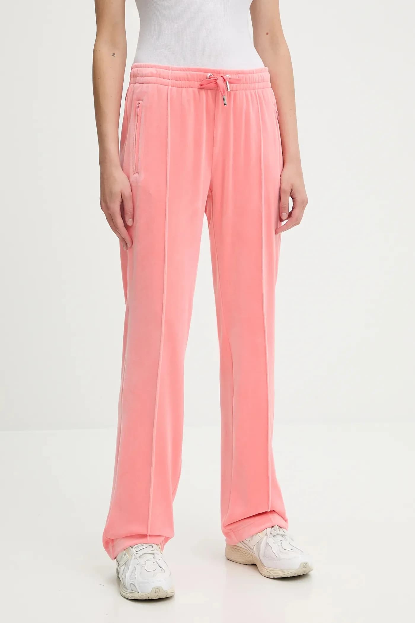 Спортивные штаны