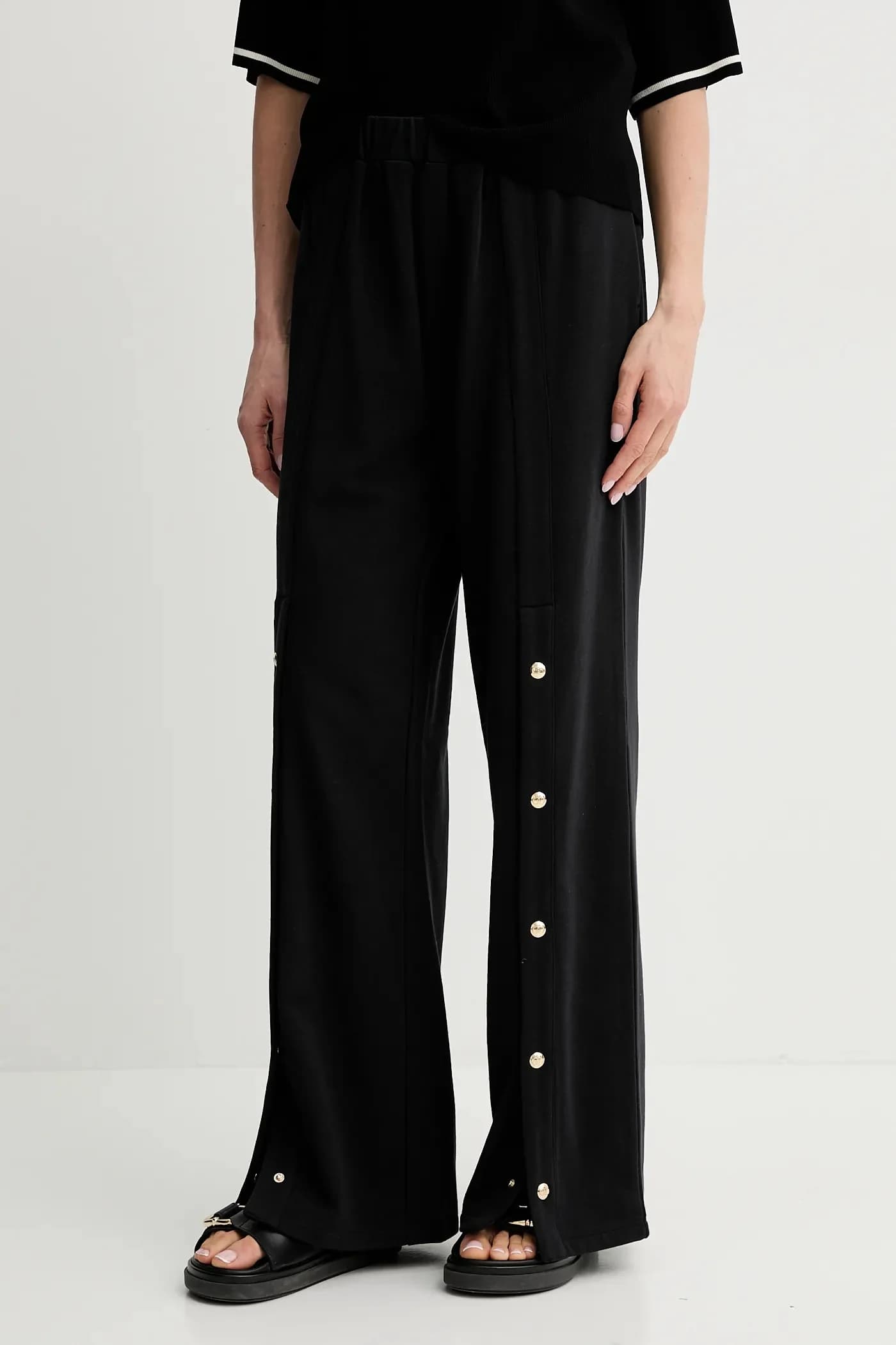 Спортивные штаны