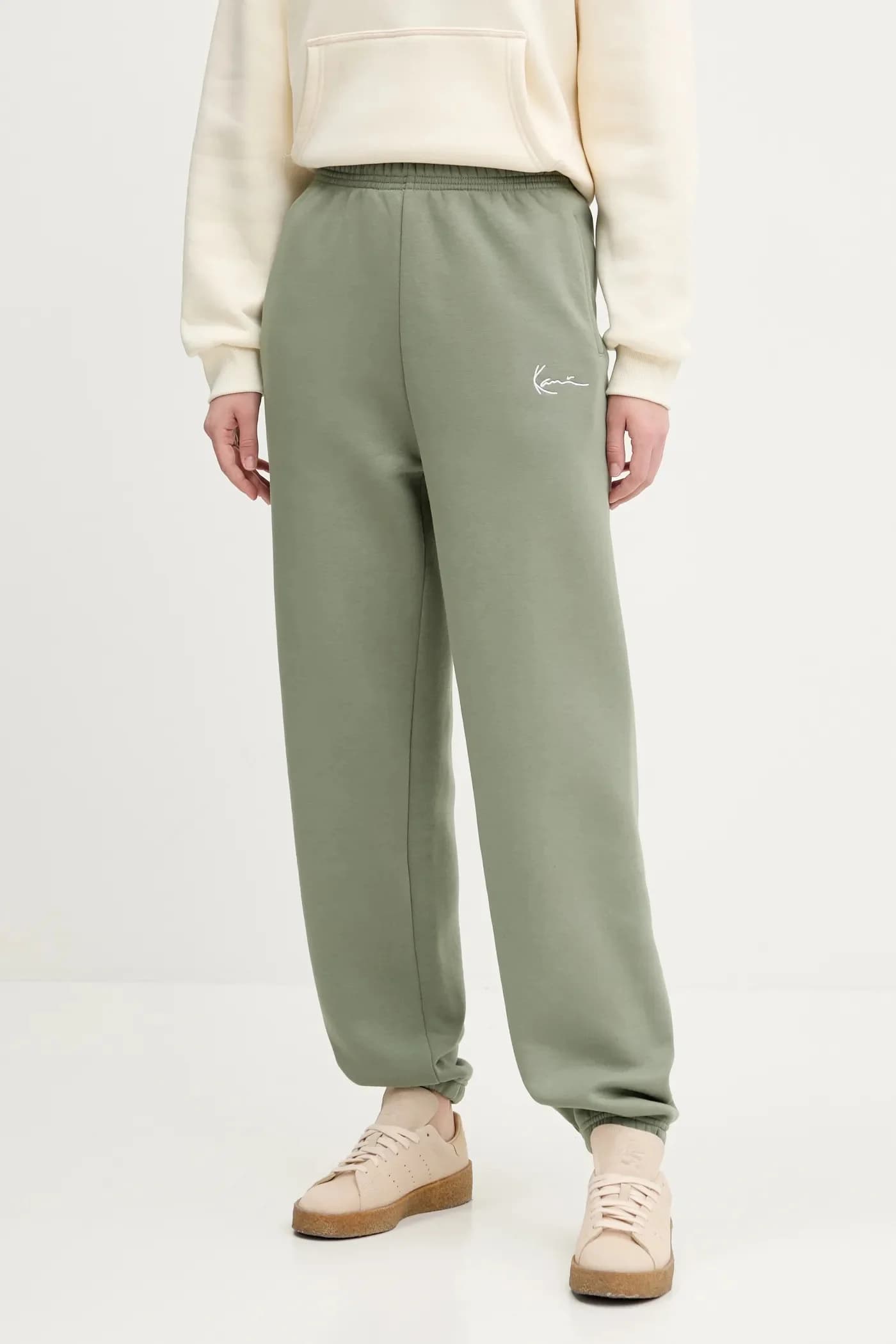 Спортивные штаны