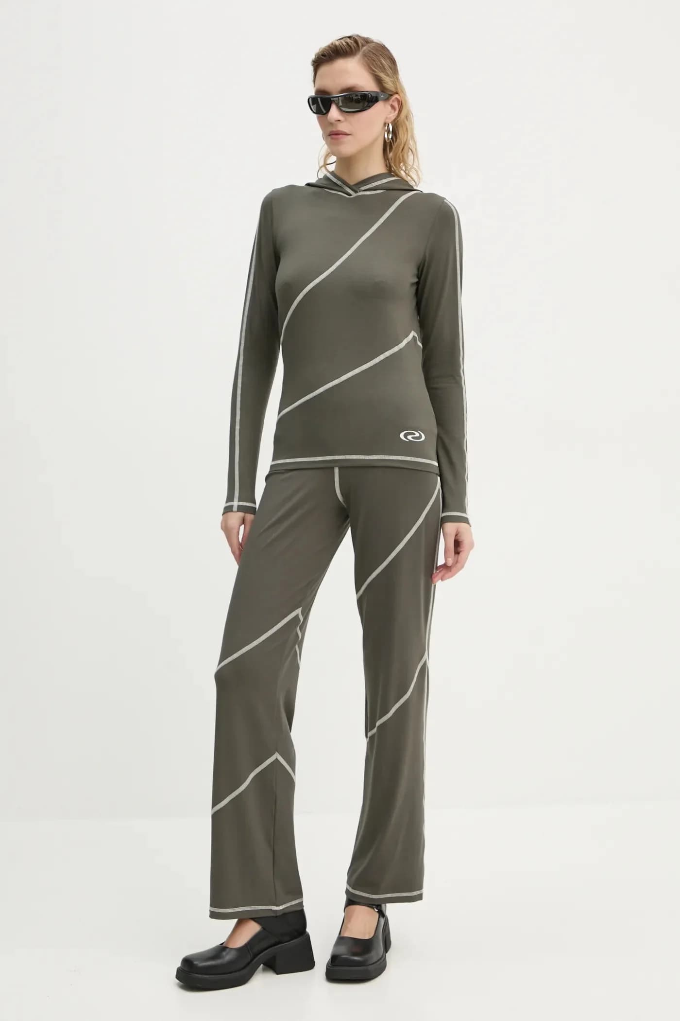 Резюме Спортивные штаны CoraRS - фото 2