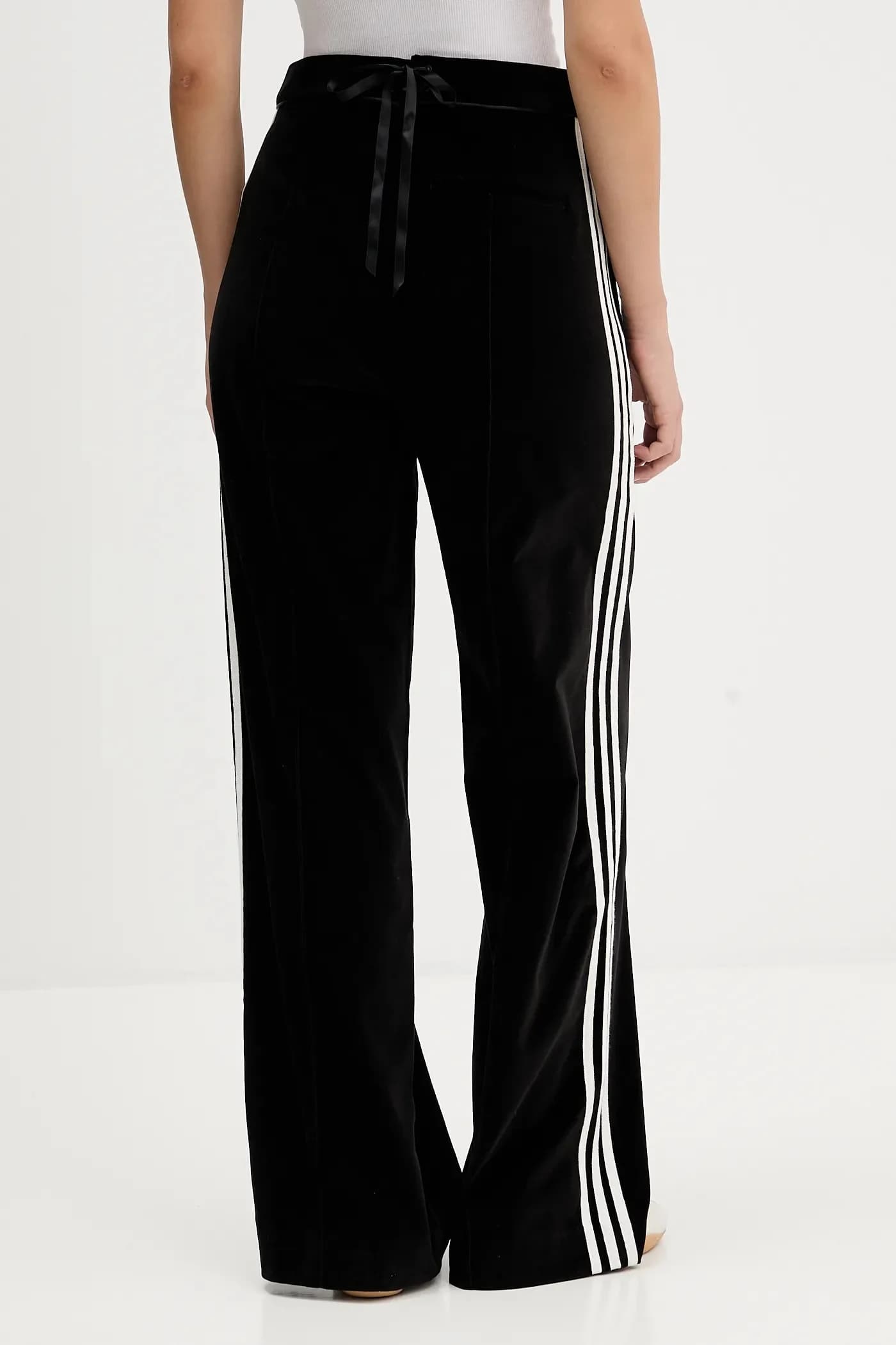 Бархатные спортивные штаны - фото 3