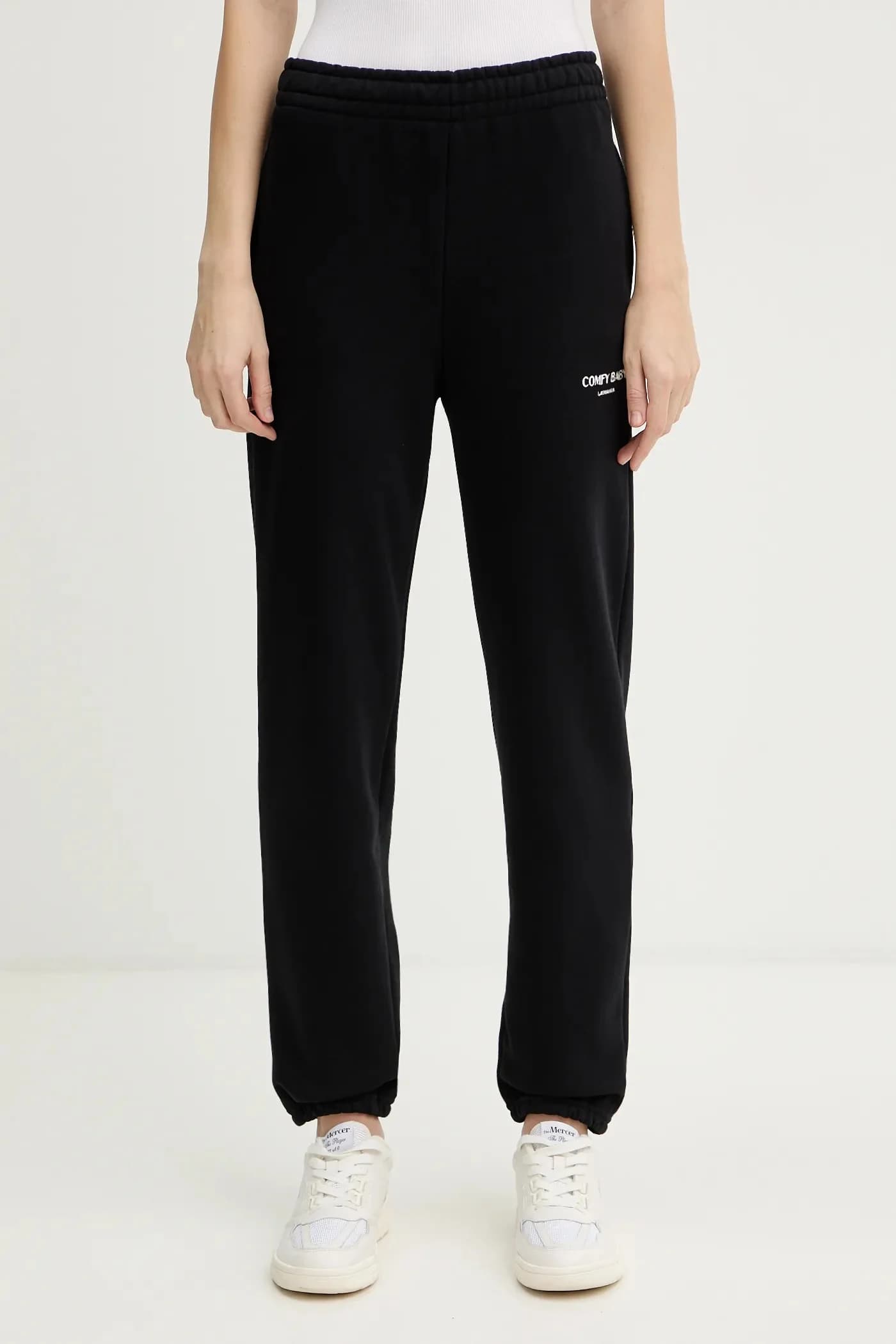 Спортивные штаны