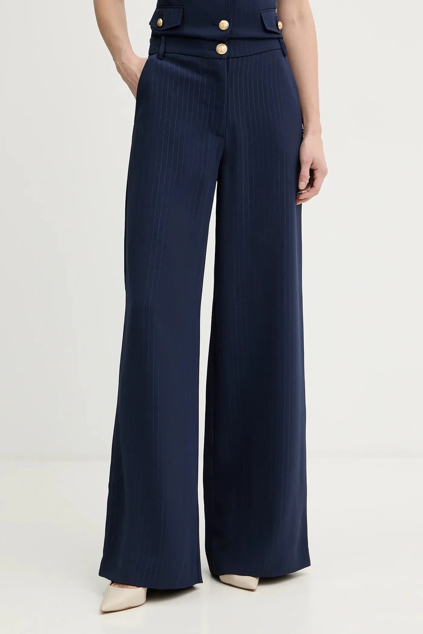 НИКЛА брюки