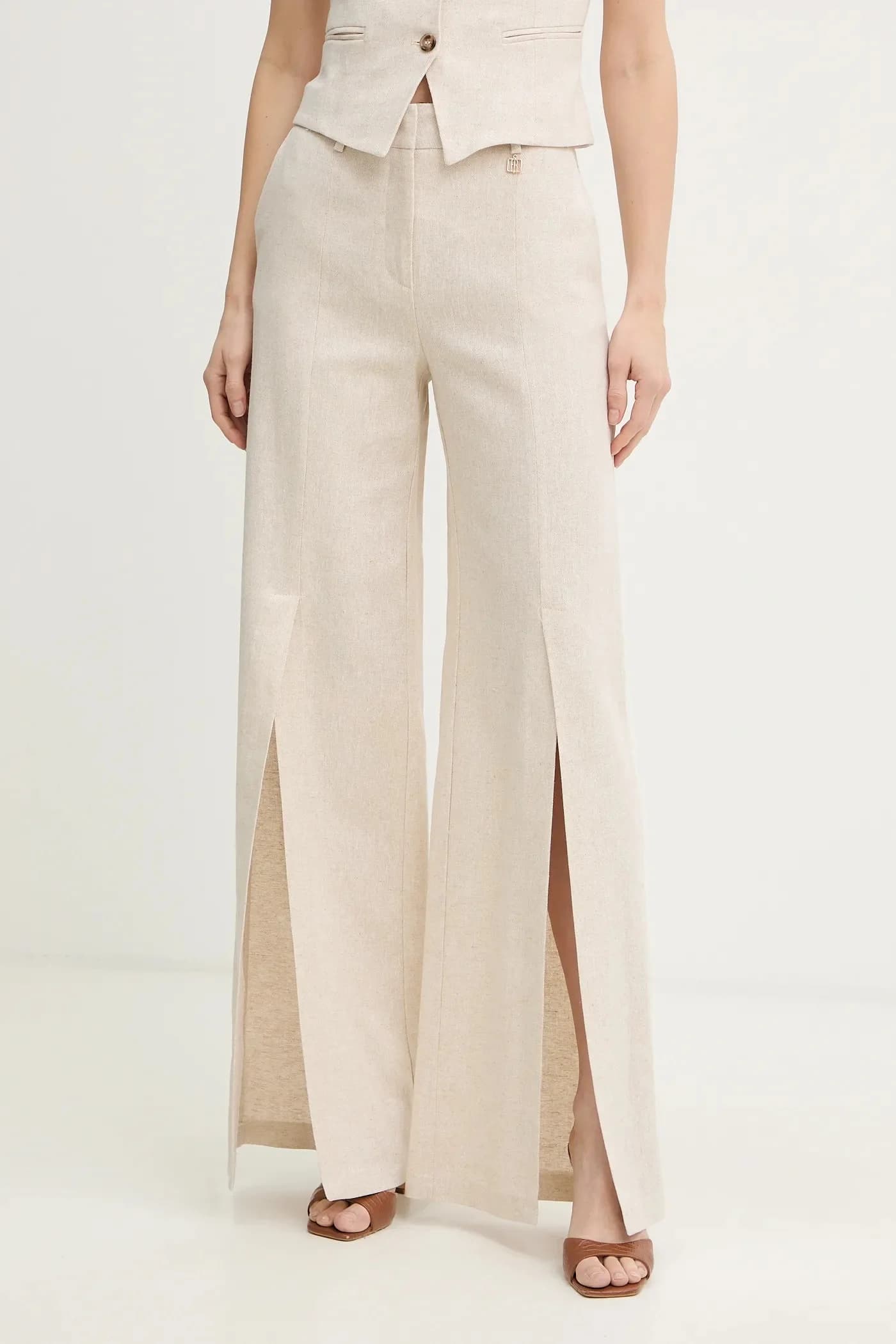 Брюки с льном