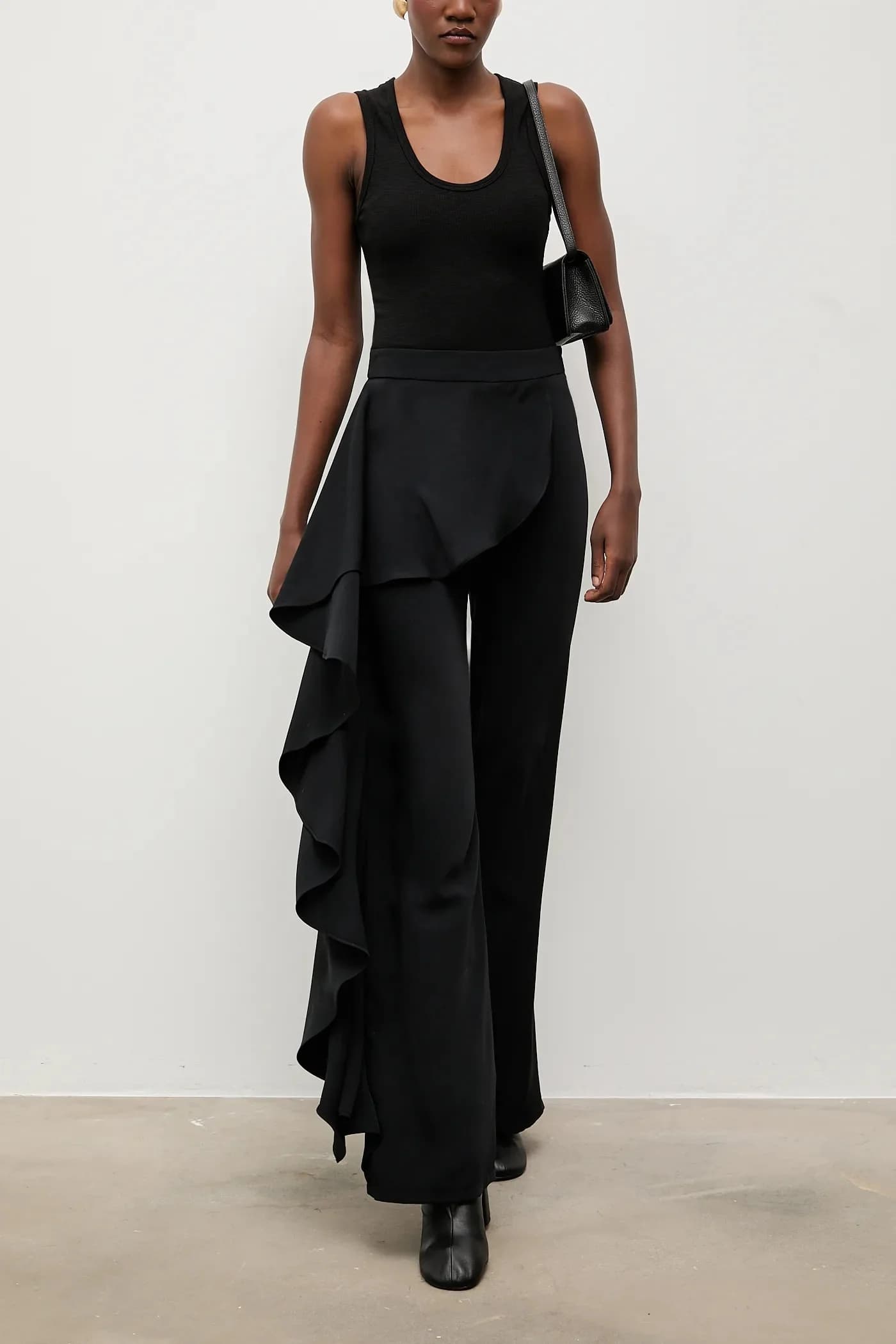 Скреплены брюками Answear.LAB и LOBOS. - фото 2