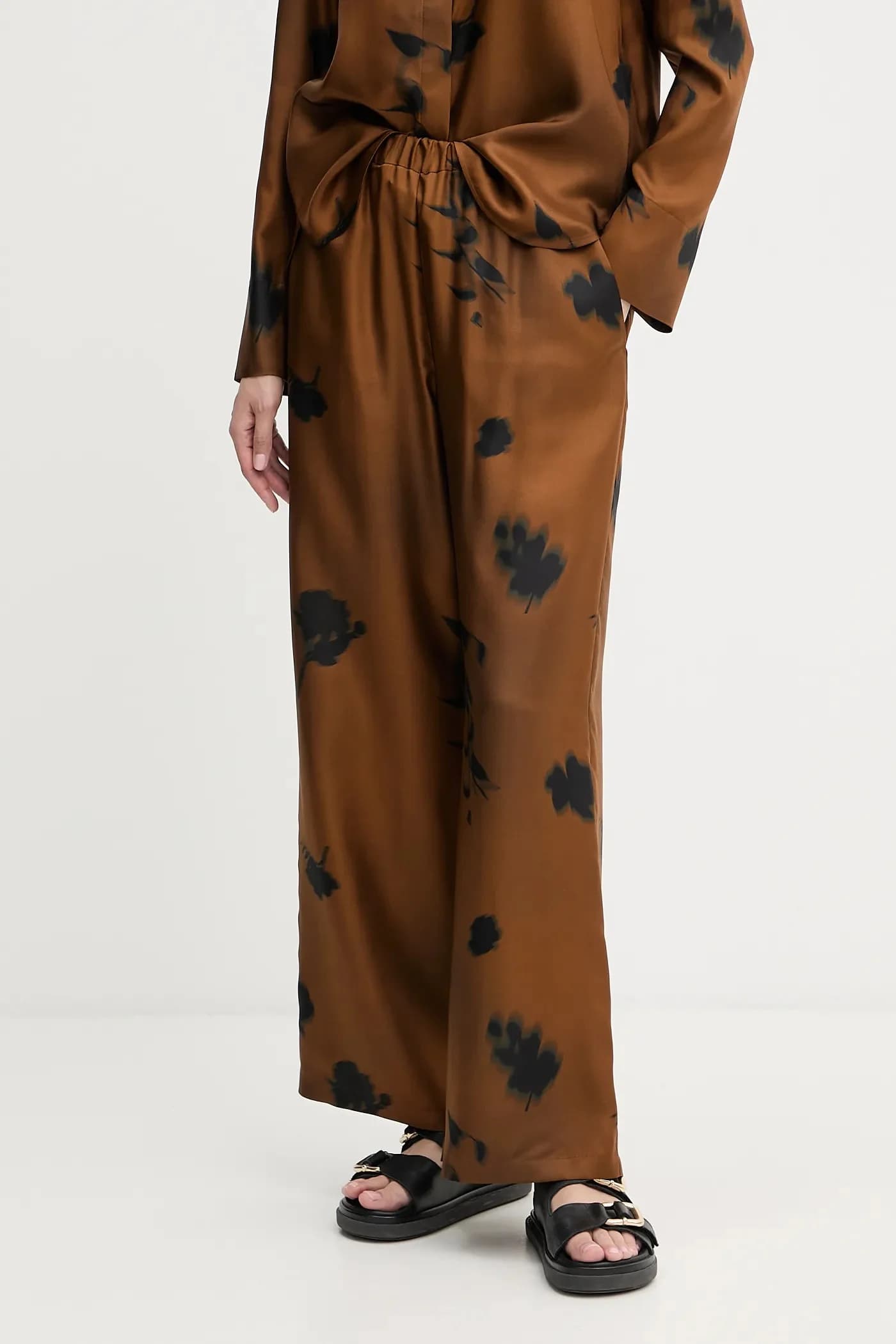 ХЕЛЬГА шелковые брюки