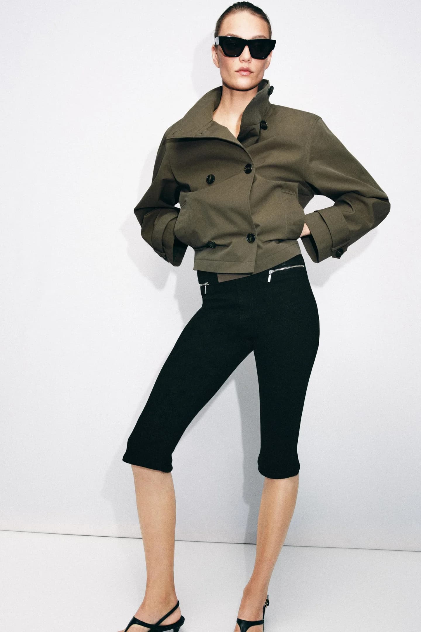 ДЖИНСЫ КАПРИ ИЗ КОЛЛЕКЦИИ Z1975, СРЕДНЯЯ МОЛНИЯ, ОТДЫХАННАЯ - фото 3