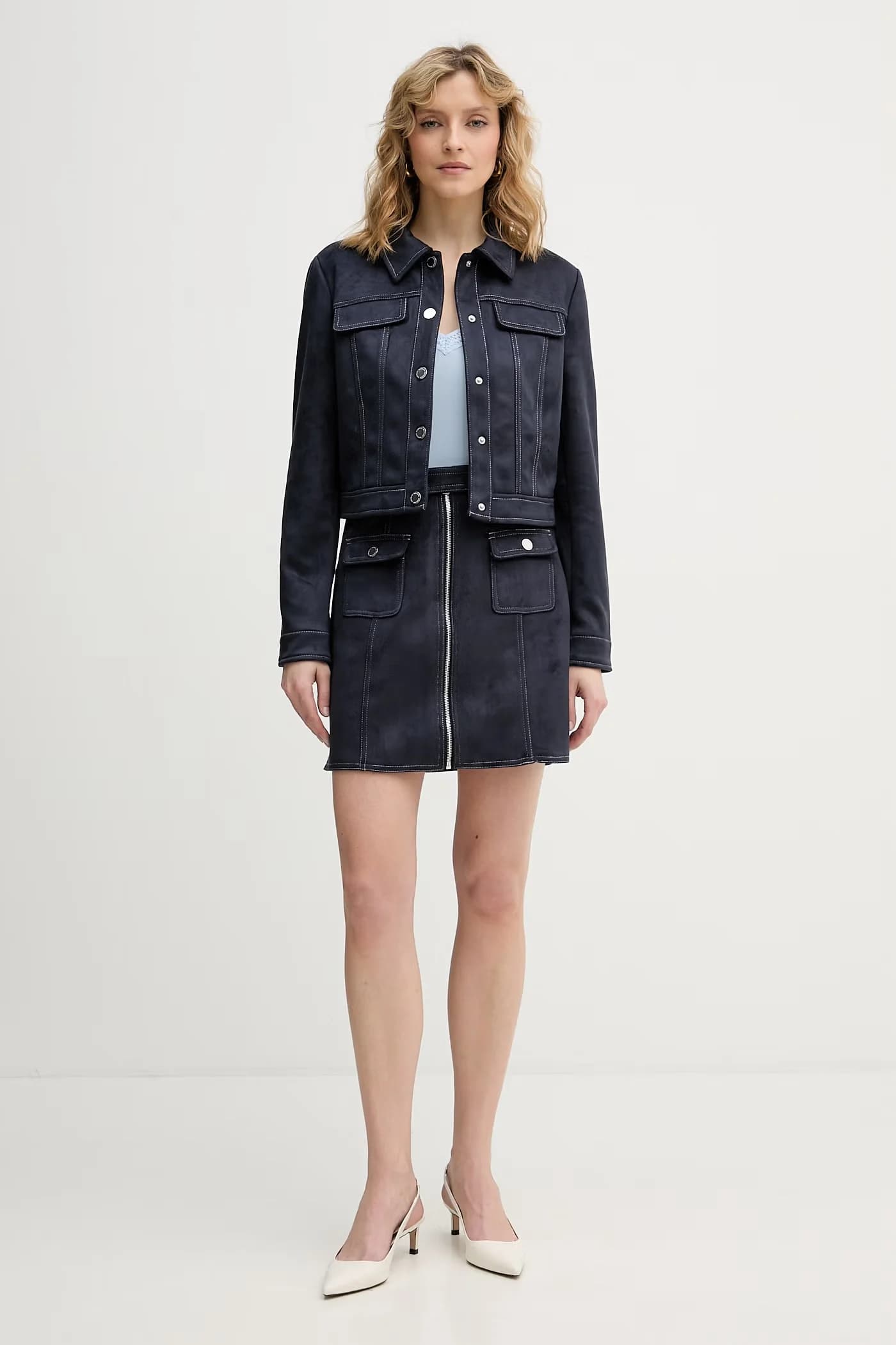 Женская короткая куртка - фото 2