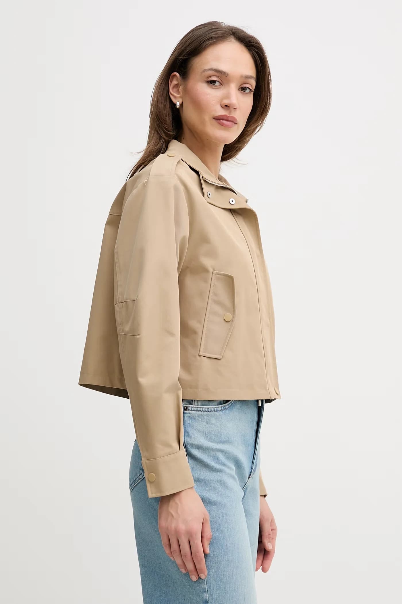 Женская короткая куртка - фото 4