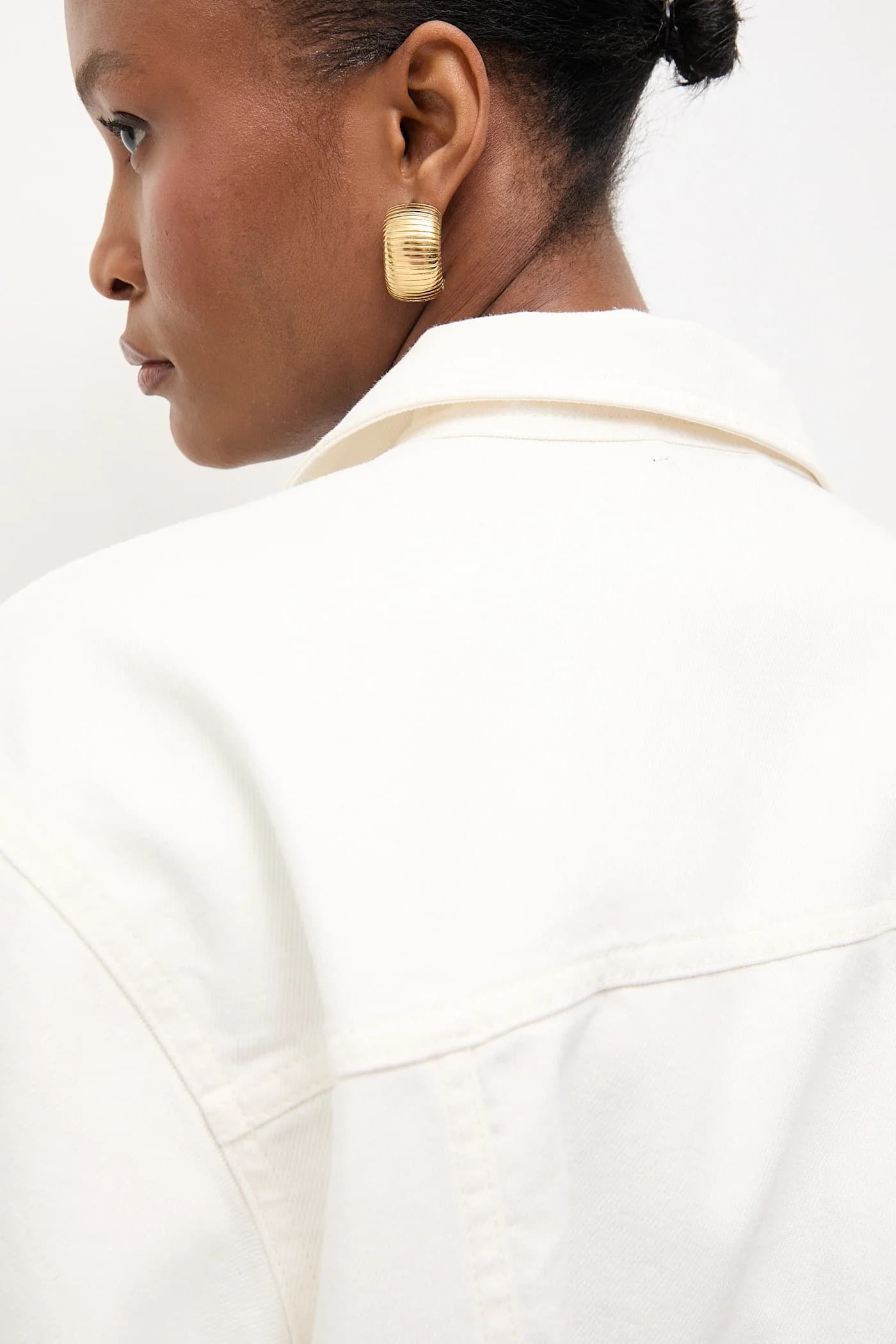 Женская джинсовая куртка - фото 6