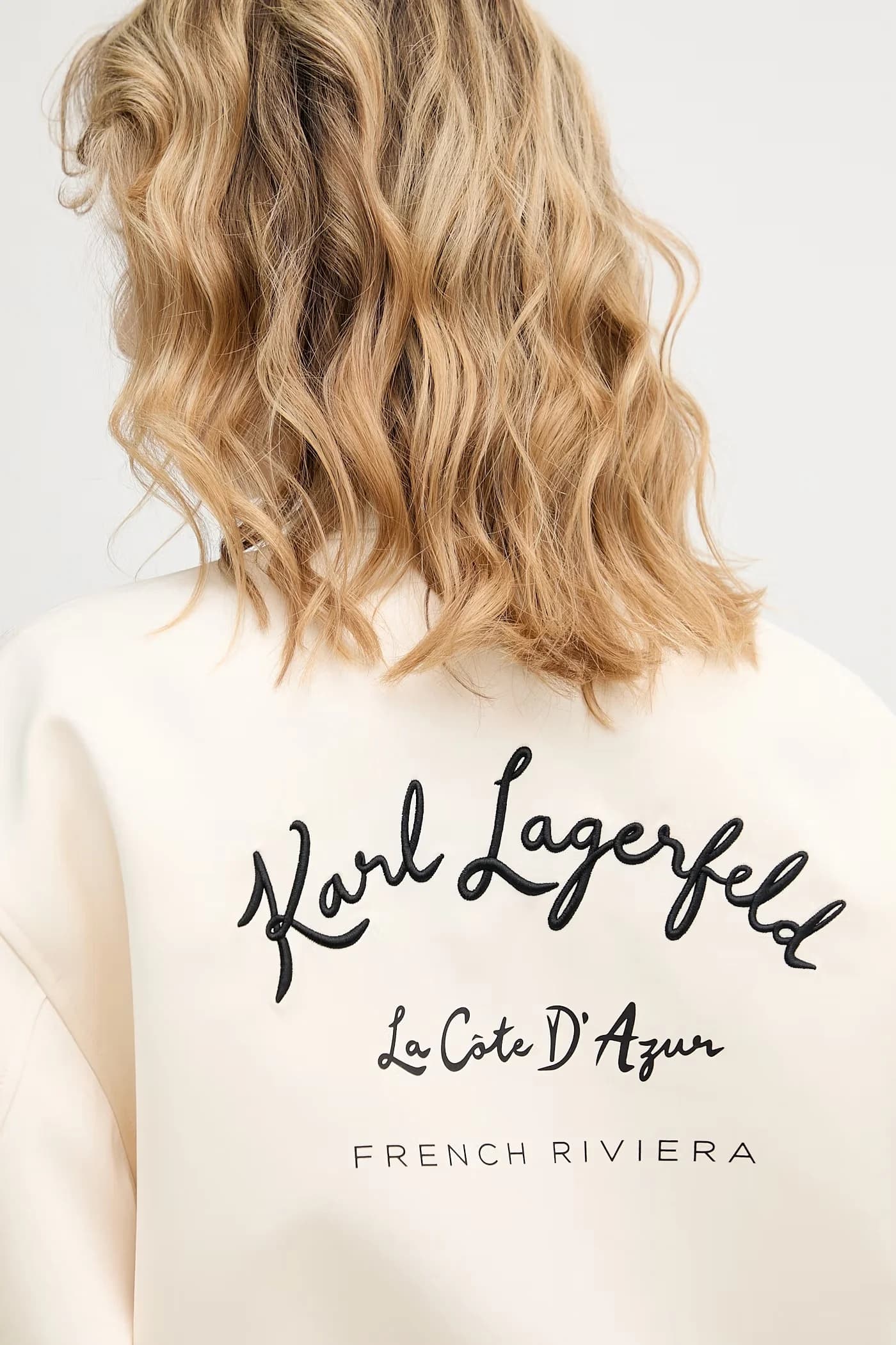 Женская короткая куртка - фото 5