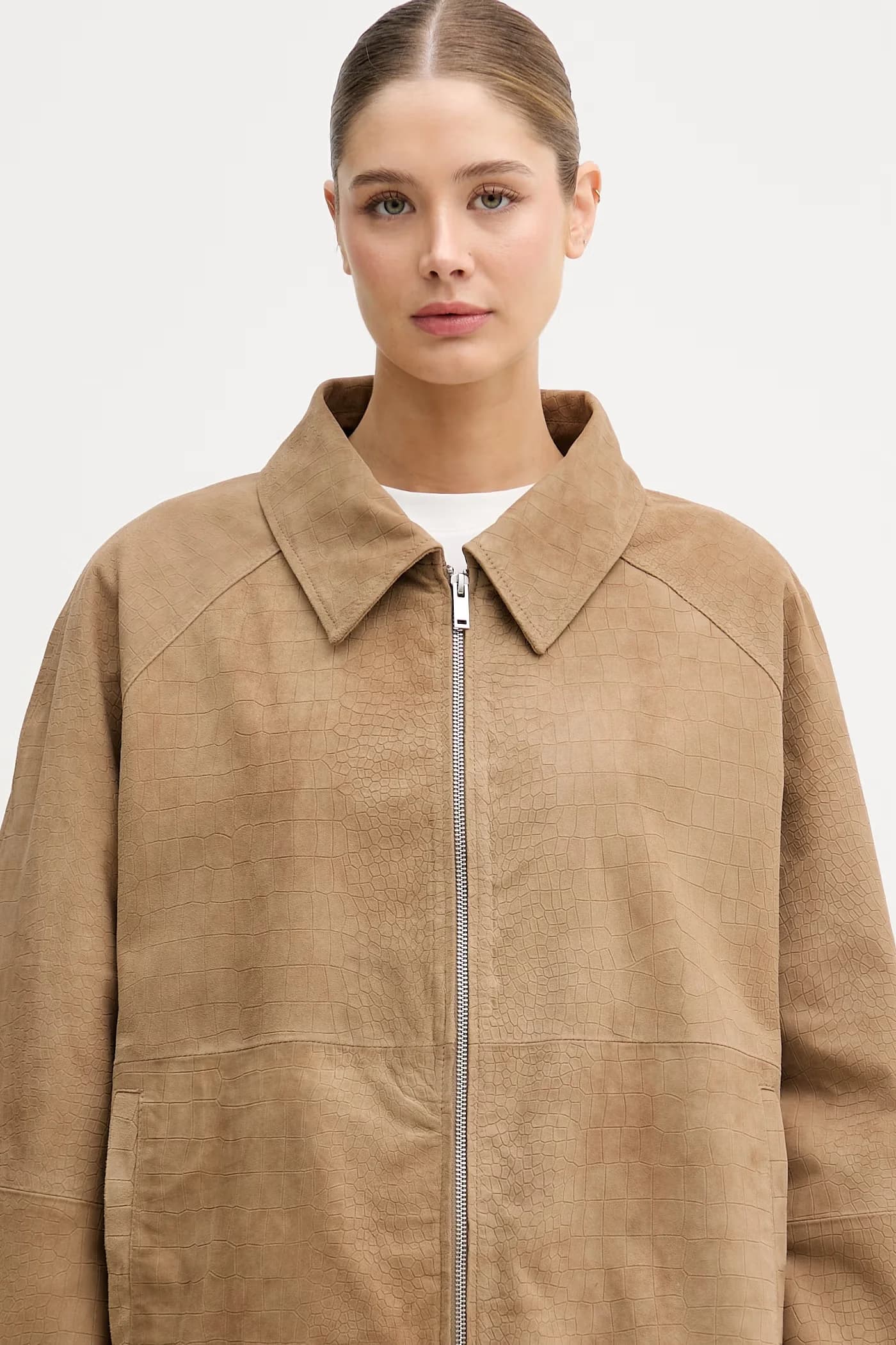 Женская кожаная куртка - фото 4