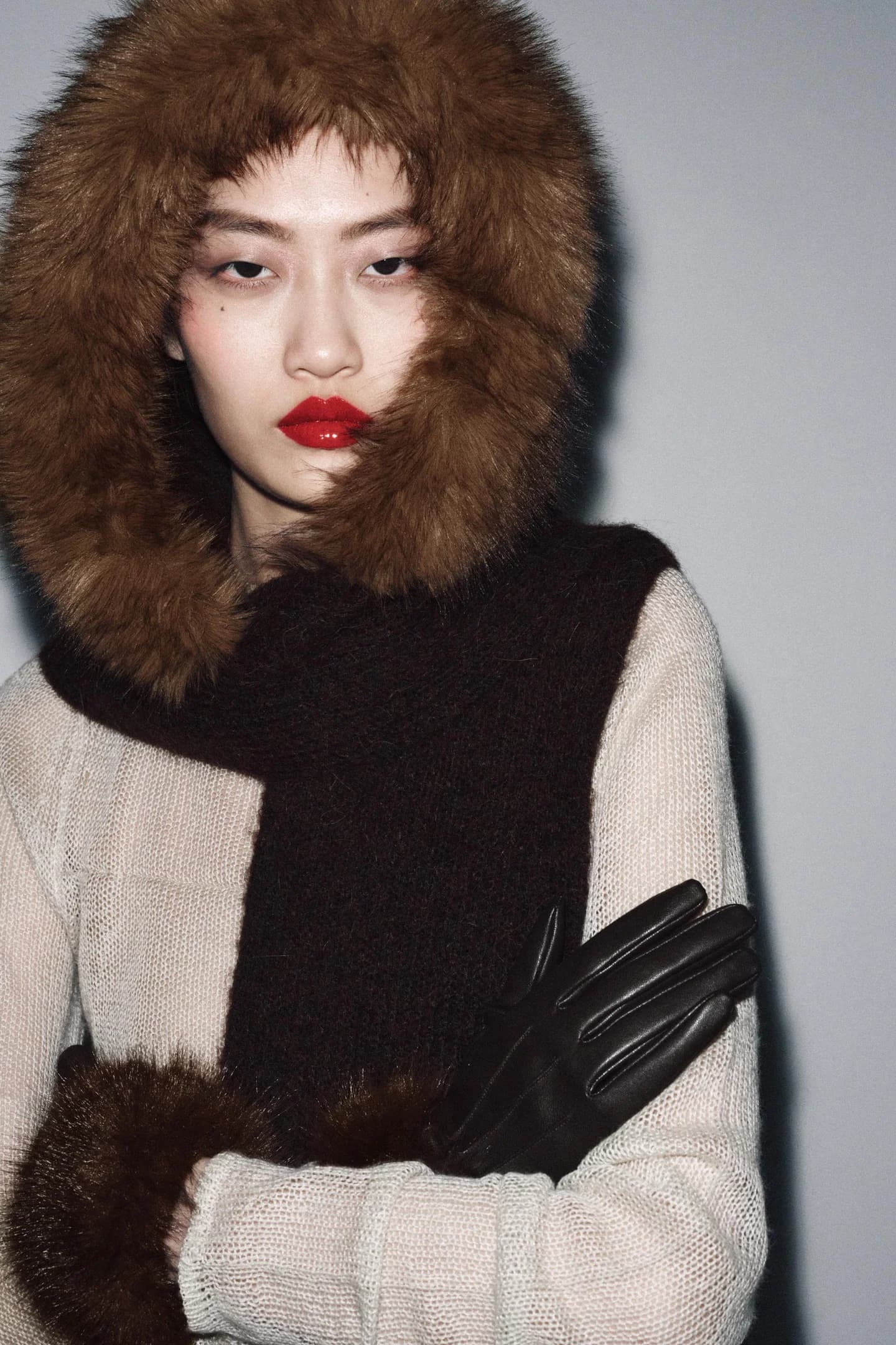 ШАРФ С КАПЮШОНОМ ИСКУССТВЕННЫЙ МЕХ - фото 2