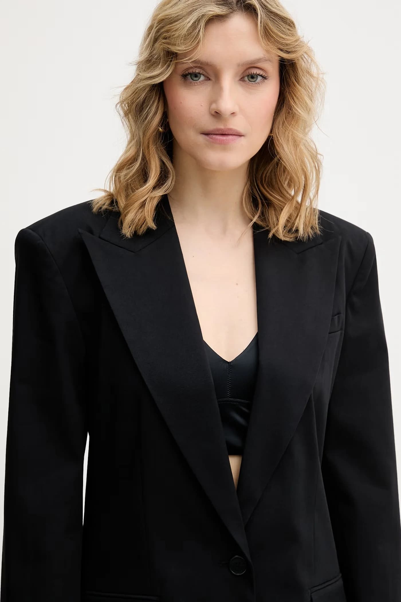 Женская куртка - фото 4