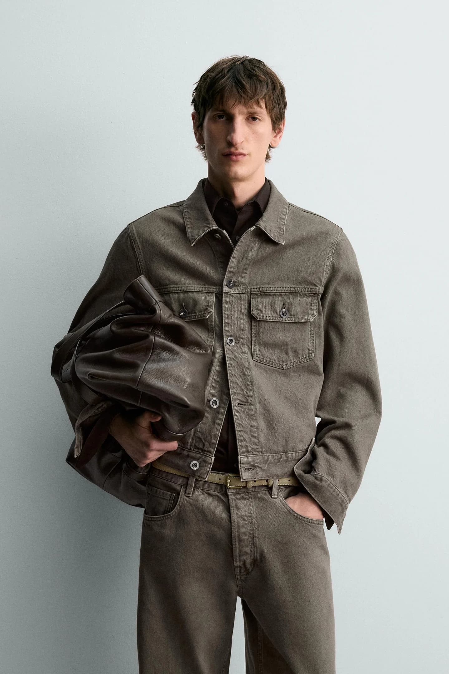 ДЖИНСОВАЯ КУРТКА, ОГРАНИЧЕННАЯ ВЫПУСК