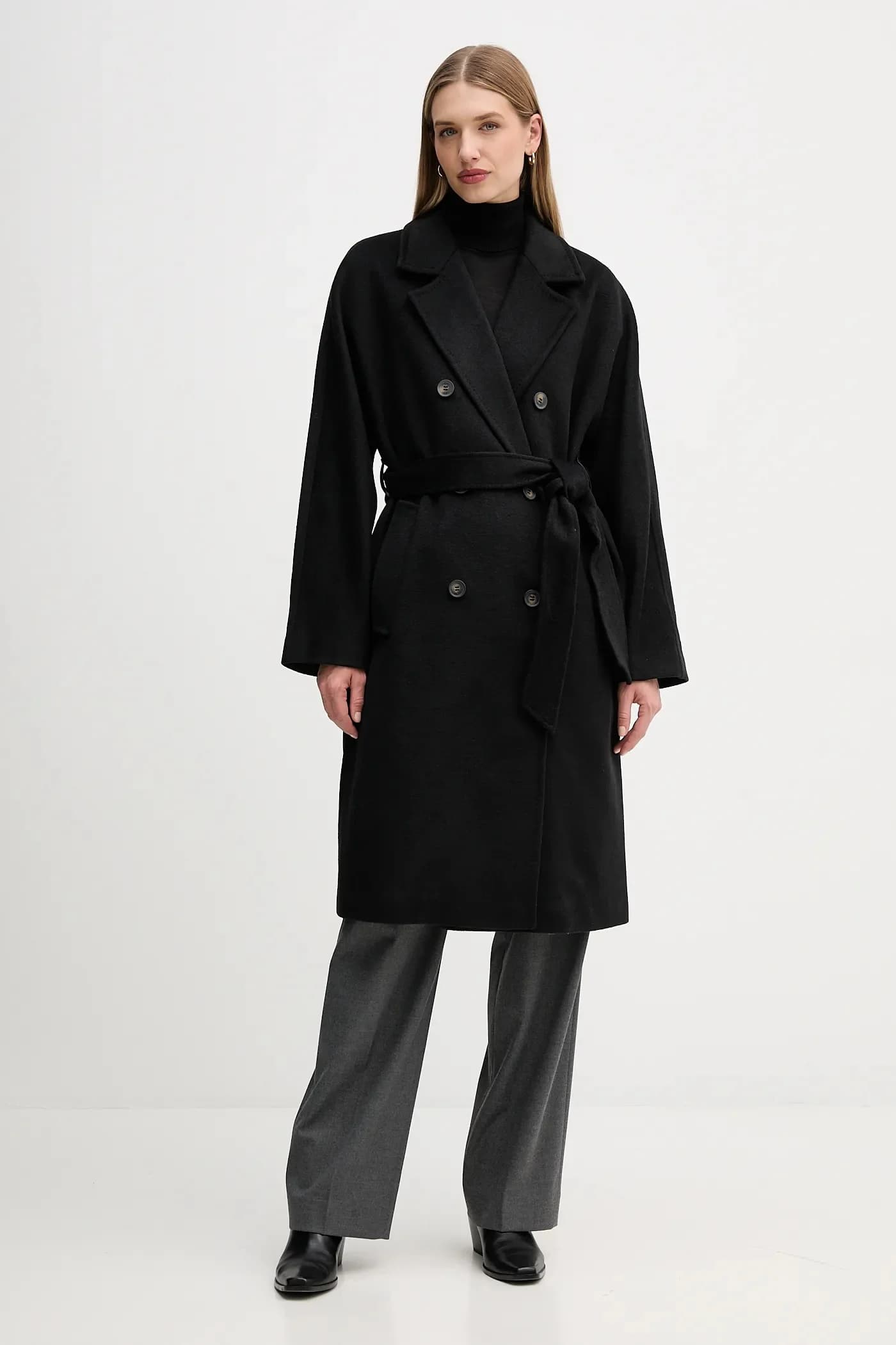 Шерстяное пальто