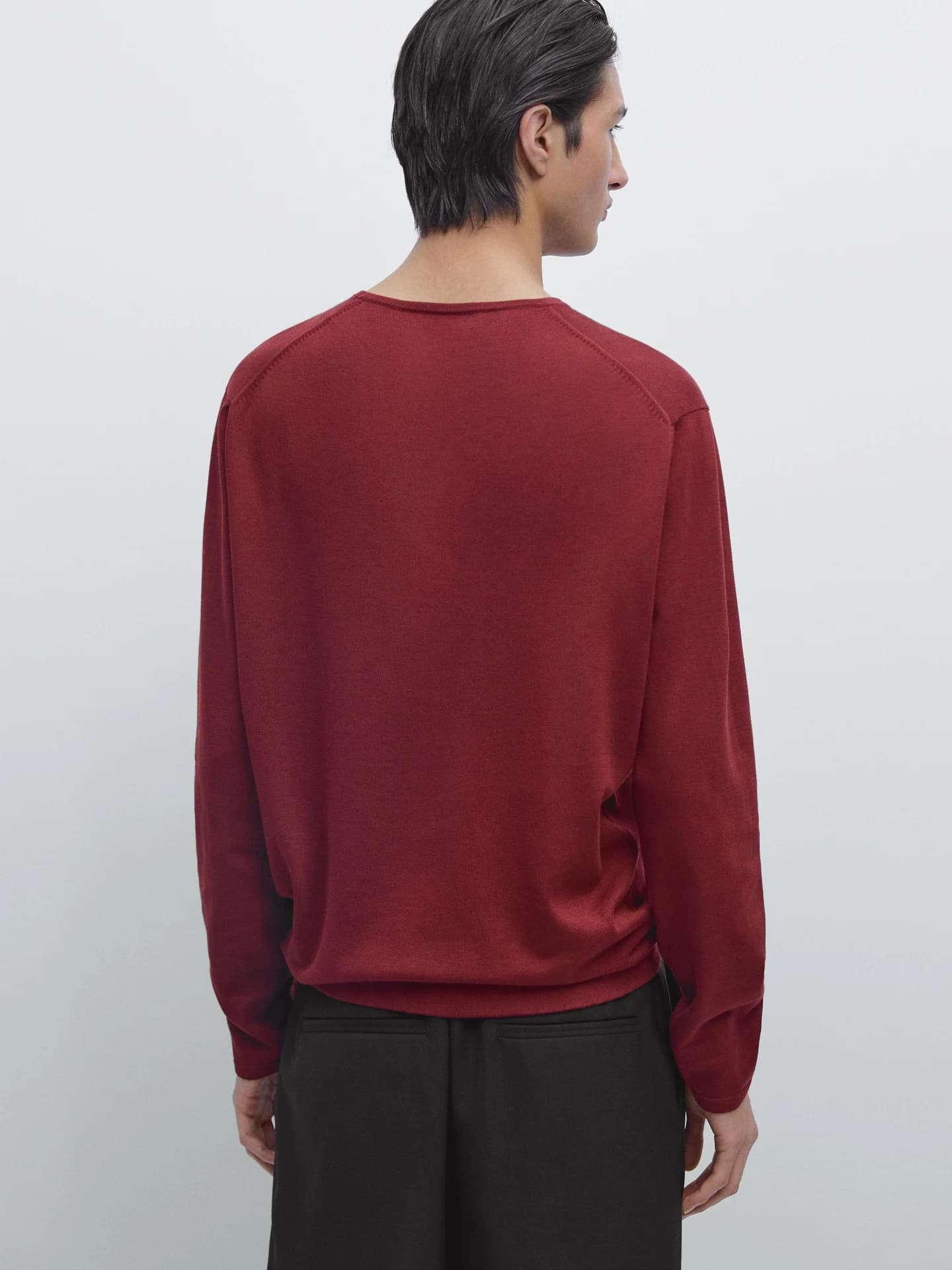 Вязаный свитер с круглым вырезом из хлопка. - фото 3