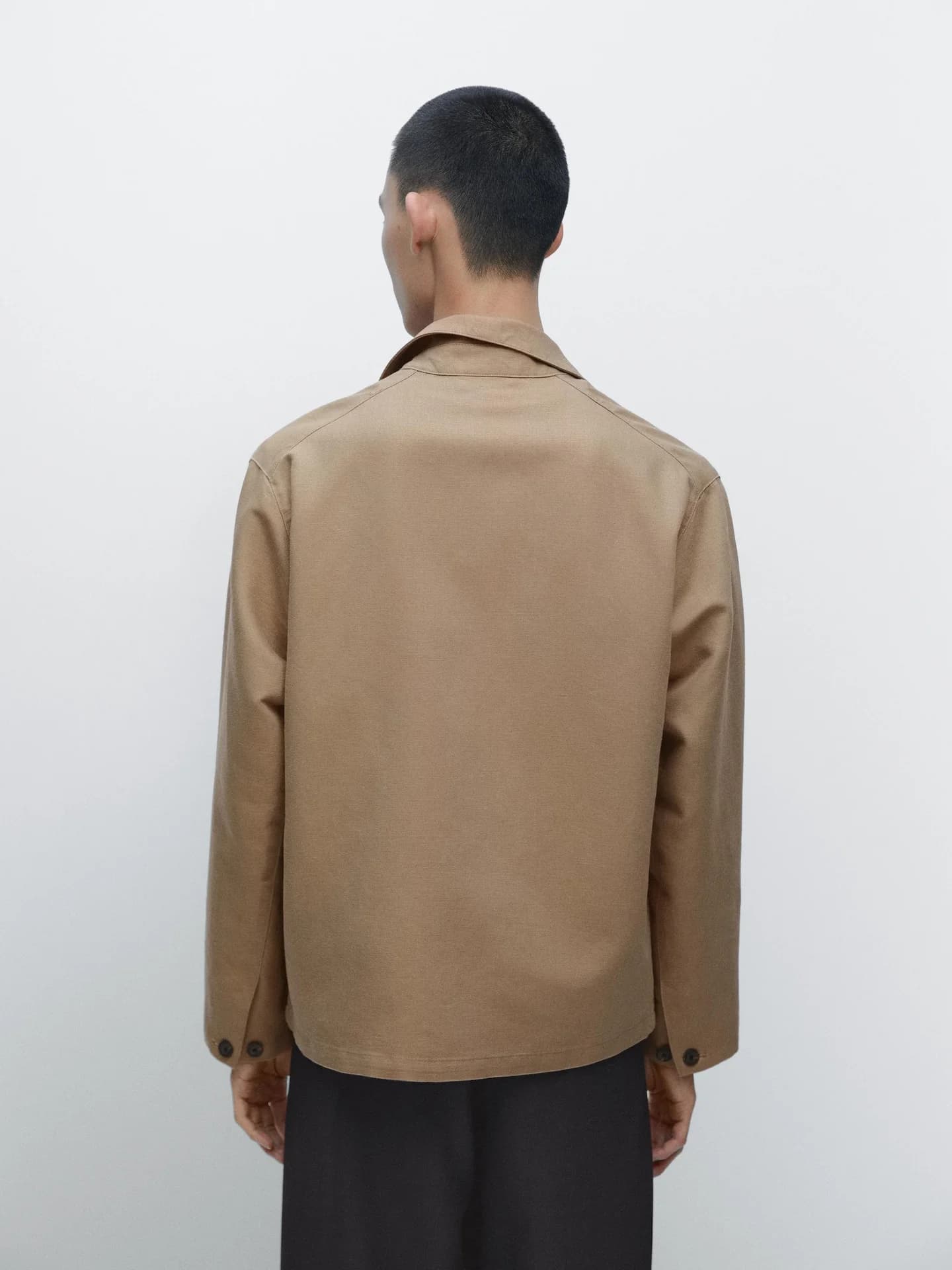 Льняной жакет с деталями - фото 10