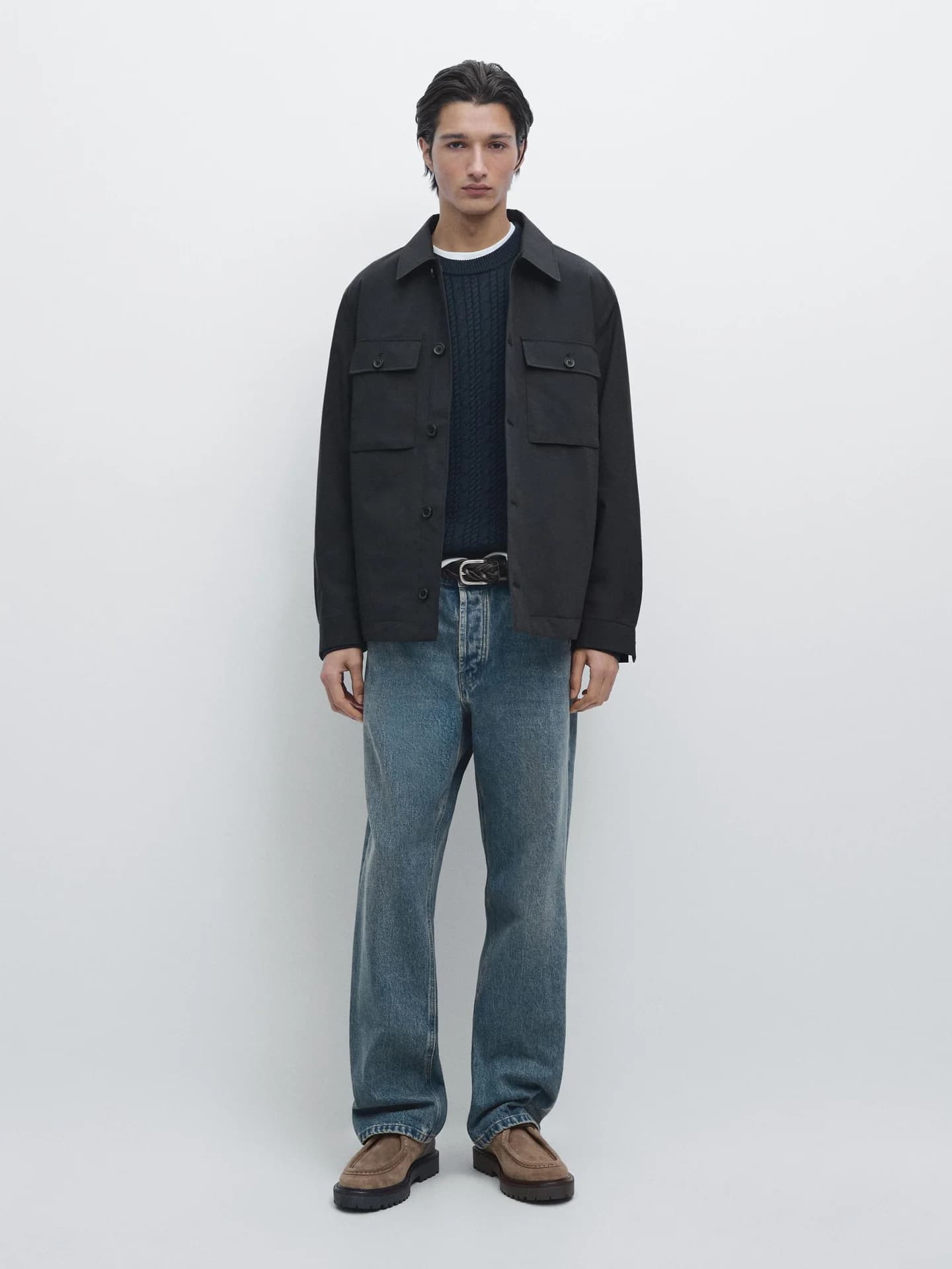 Короткая куртка с декоративными карманами. - фото 9