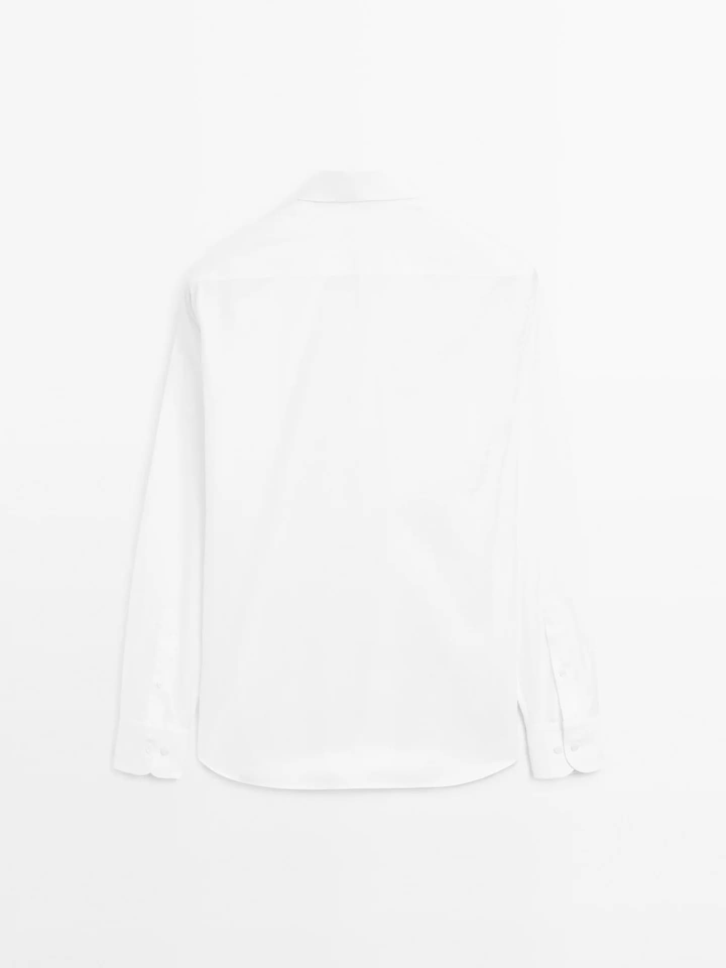 Рубашка стандартного кроя из 100% хлопка. - фото 3