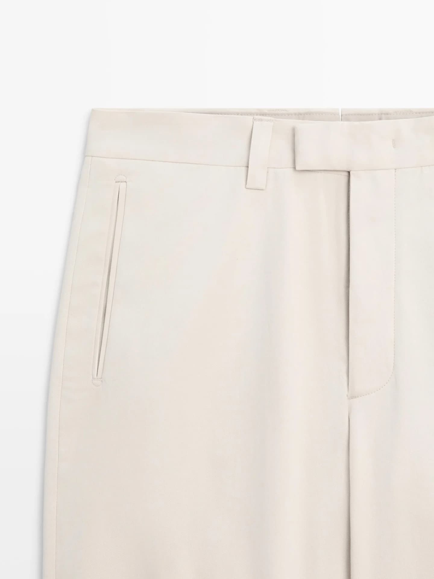 строгие брюки прямого кроя