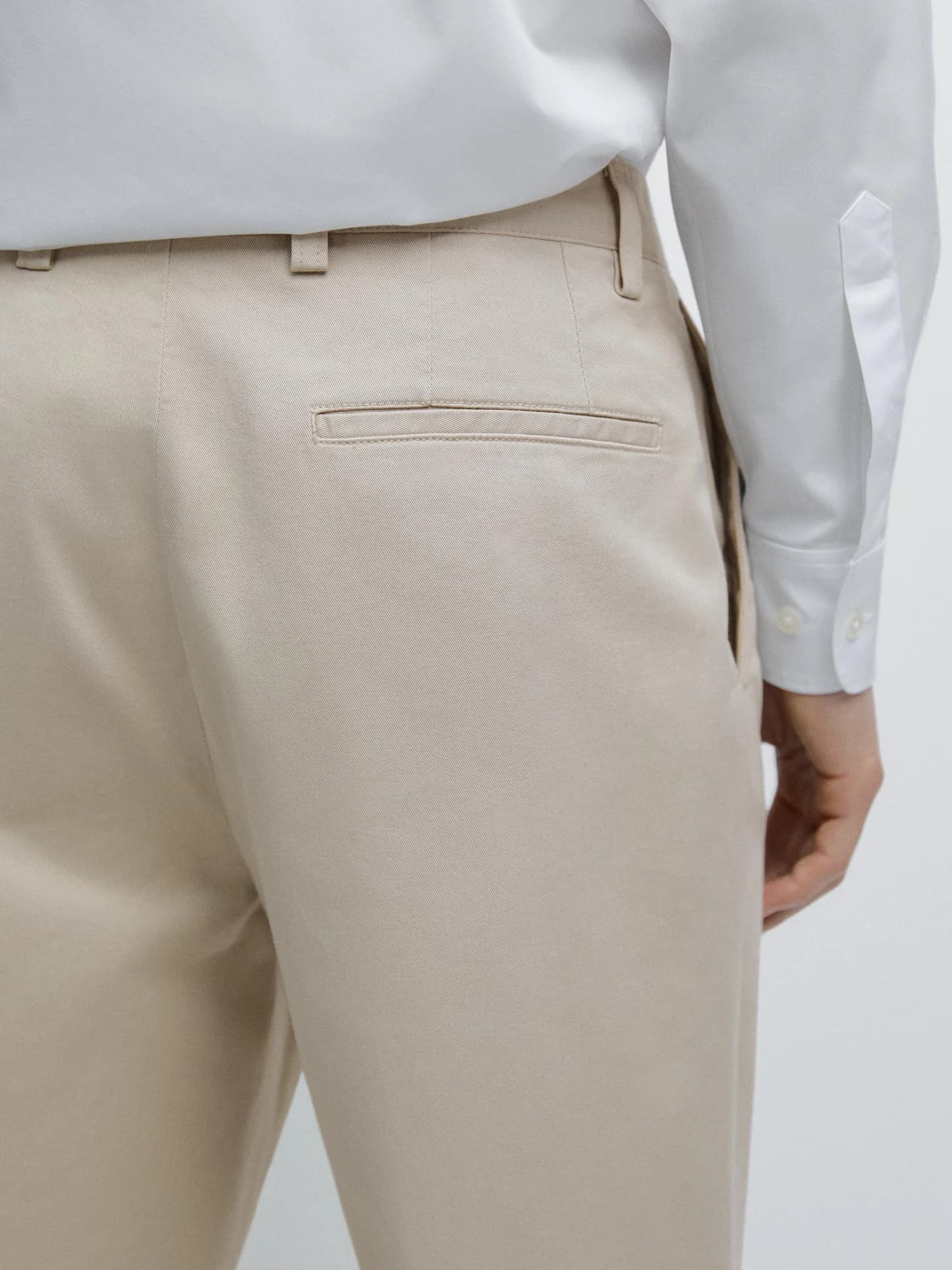 Брюки из смесового хлопка со складками - фото 6